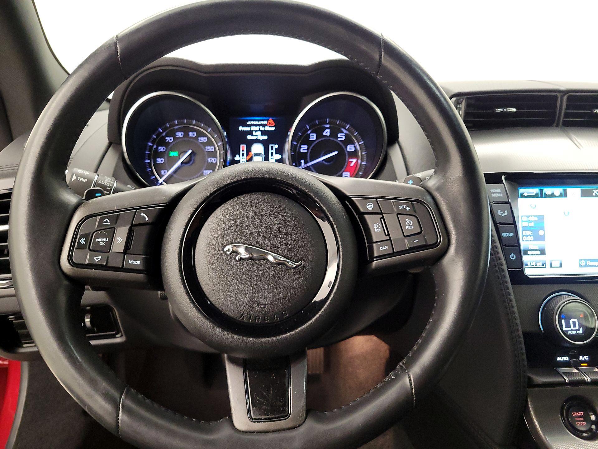 Thumbnail: 2015 Jaguar F-Type - 10