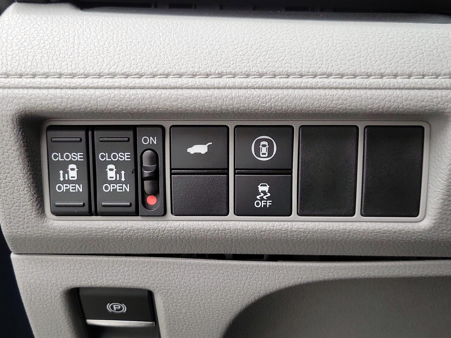 Thumbnail: 2024 Honda Odyssey - 13