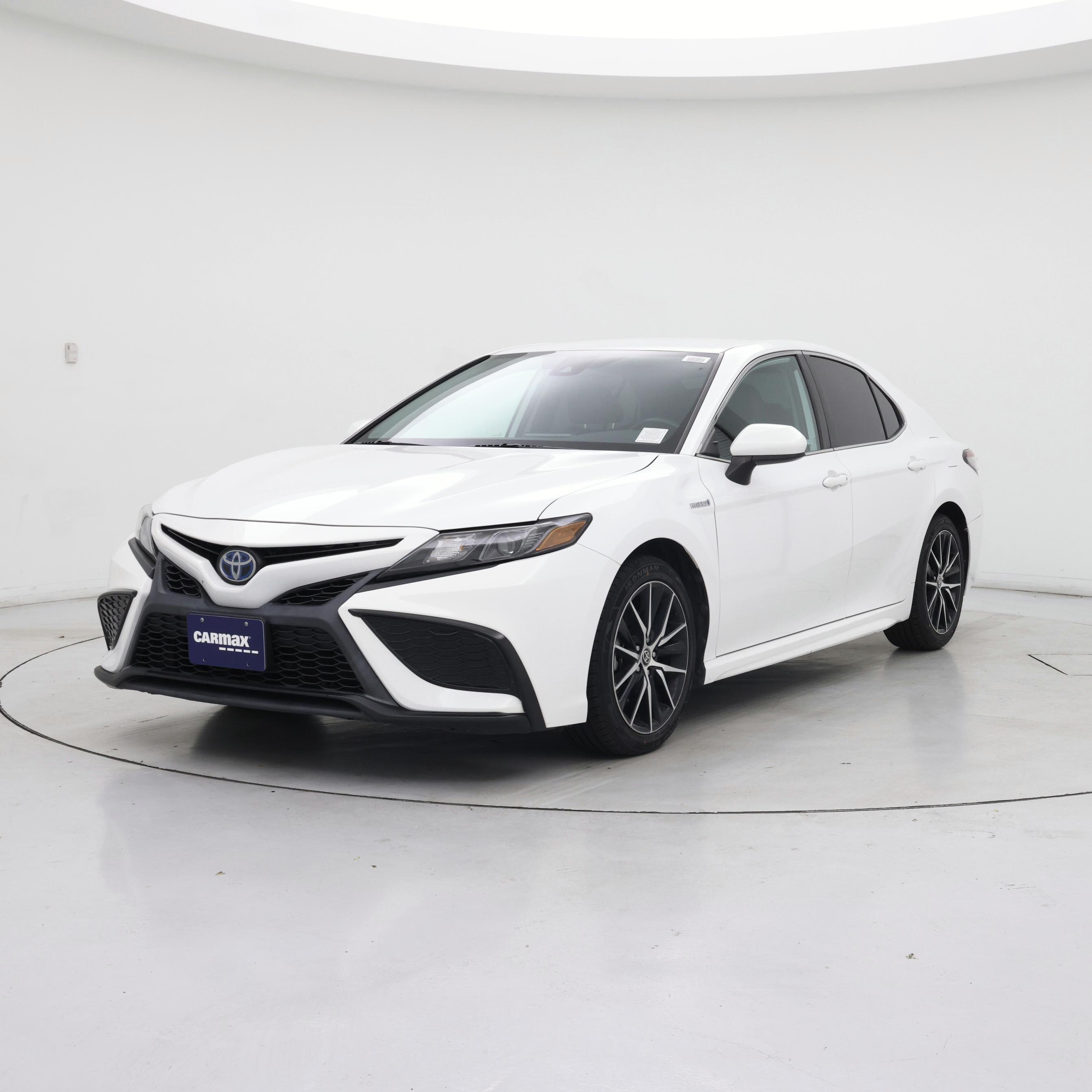 Thumbnail: 2021 Toyota Camry - 4