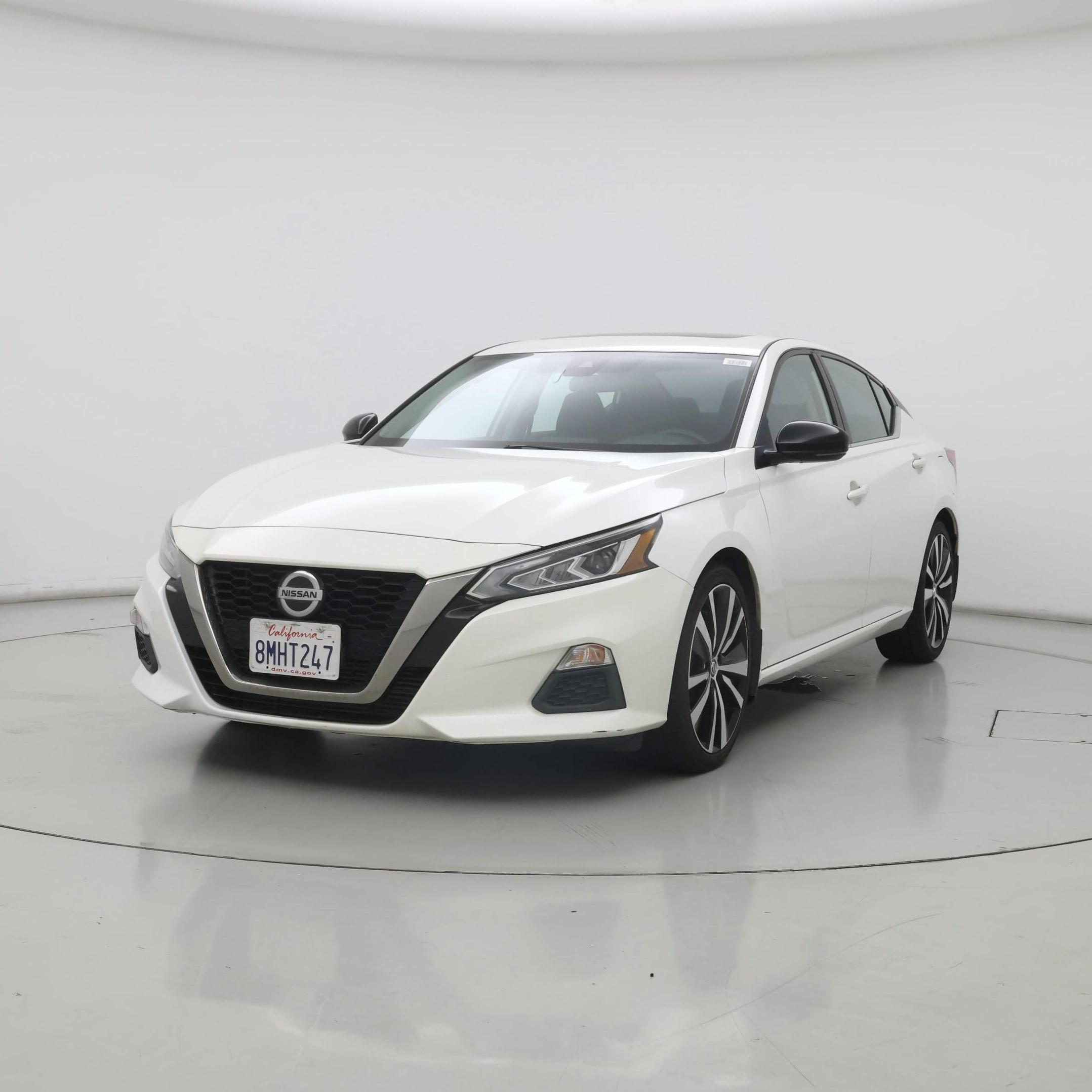Thumbnail: 2020 Nissan Altima - 4