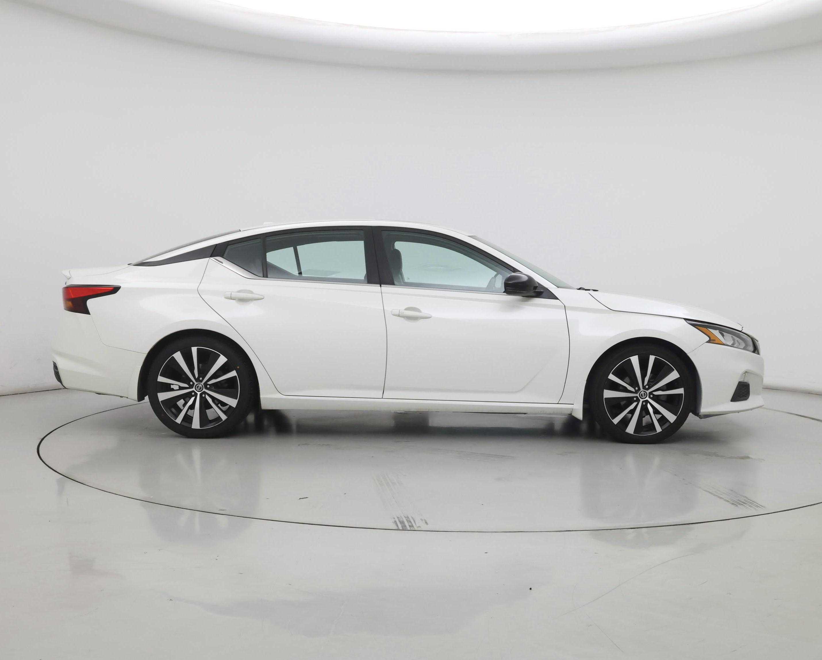 Thumbnail: 2020 Nissan Altima - 7