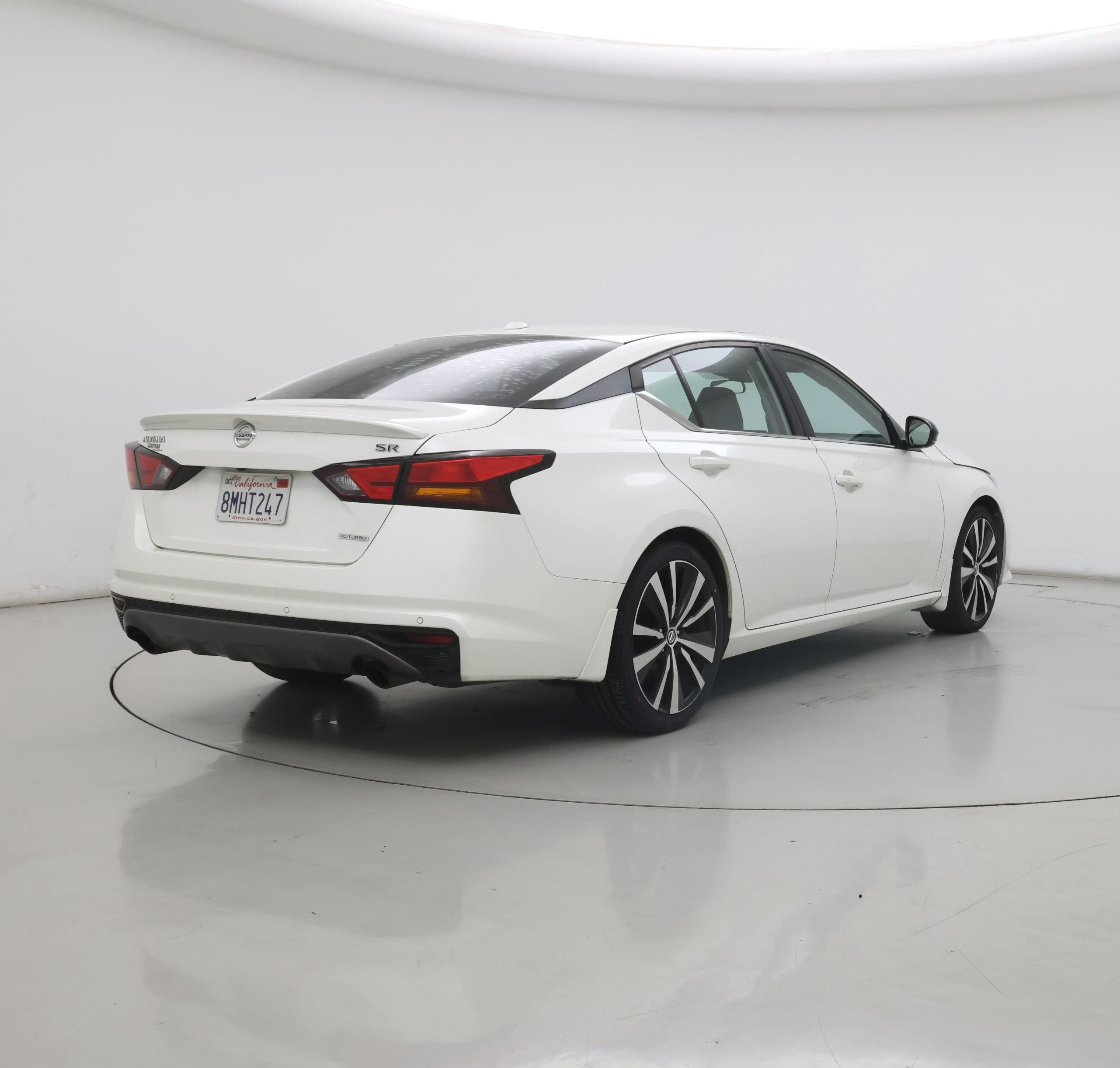Thumbnail: 2020 Nissan Altima - 8