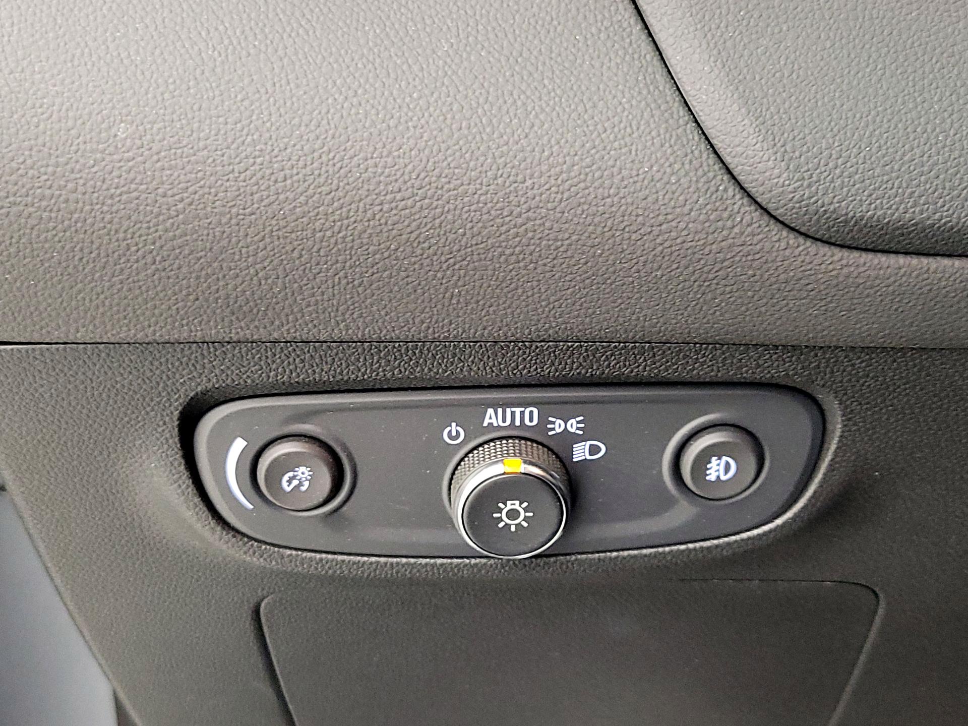 Thumbnail: 2022 Buick Encore GX - 13