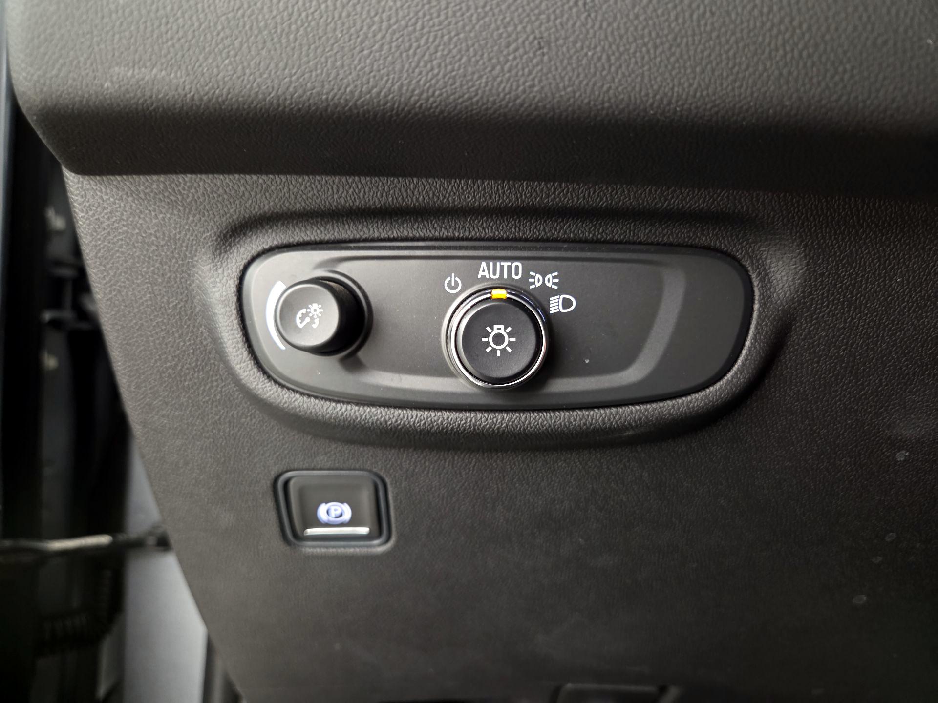 Thumbnail: 2023 GMC Terrain - 13