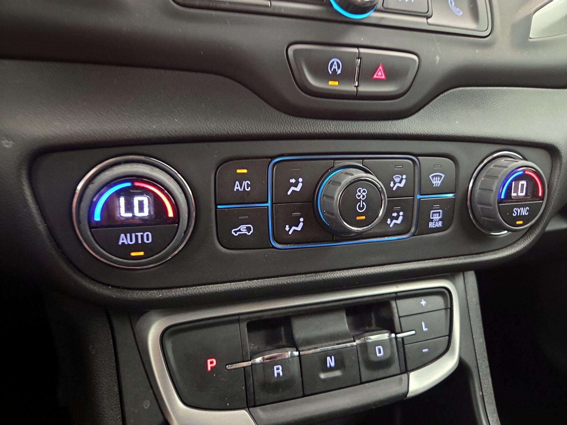 Thumbnail: 2023 GMC Terrain - 16