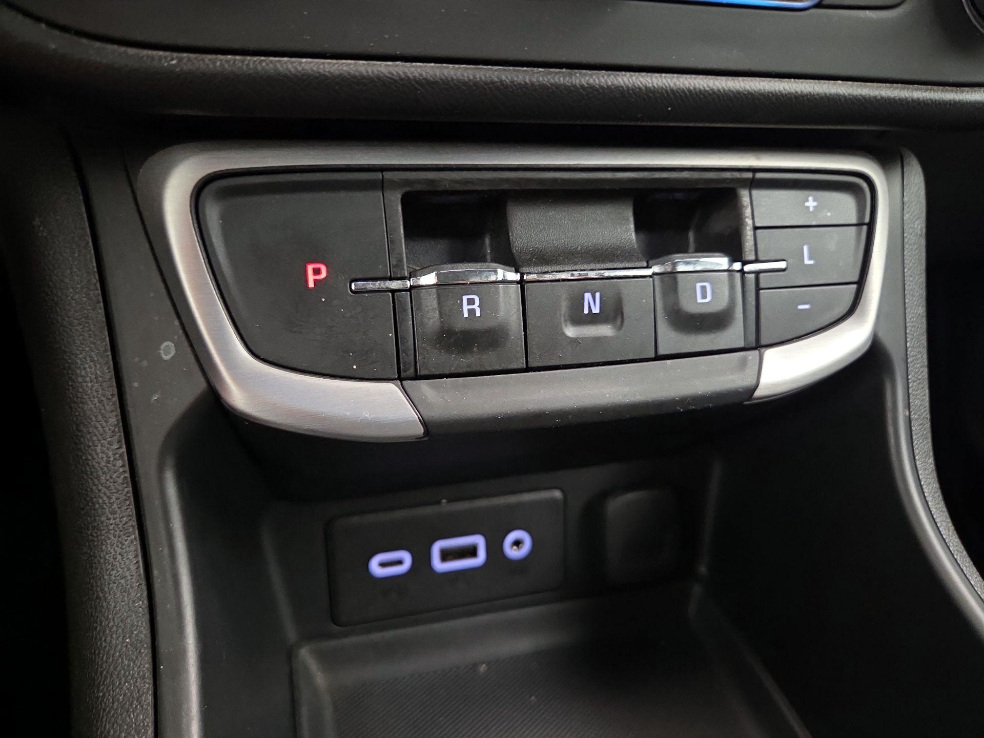 Thumbnail: 2023 GMC Terrain - 17