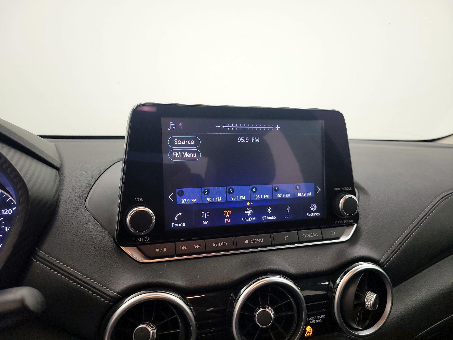 Thumbnail: 2020 Nissan Sentra - 15