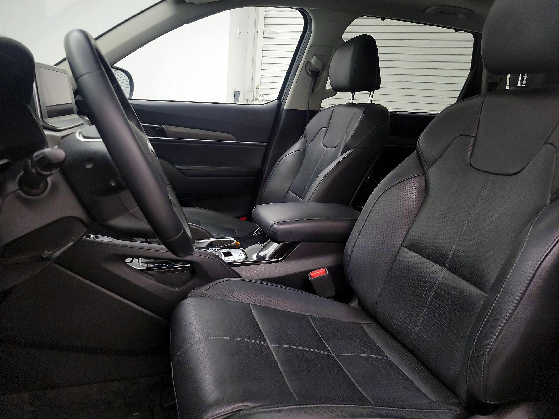 Thumbnail: 2020 Kia Telluride - 11