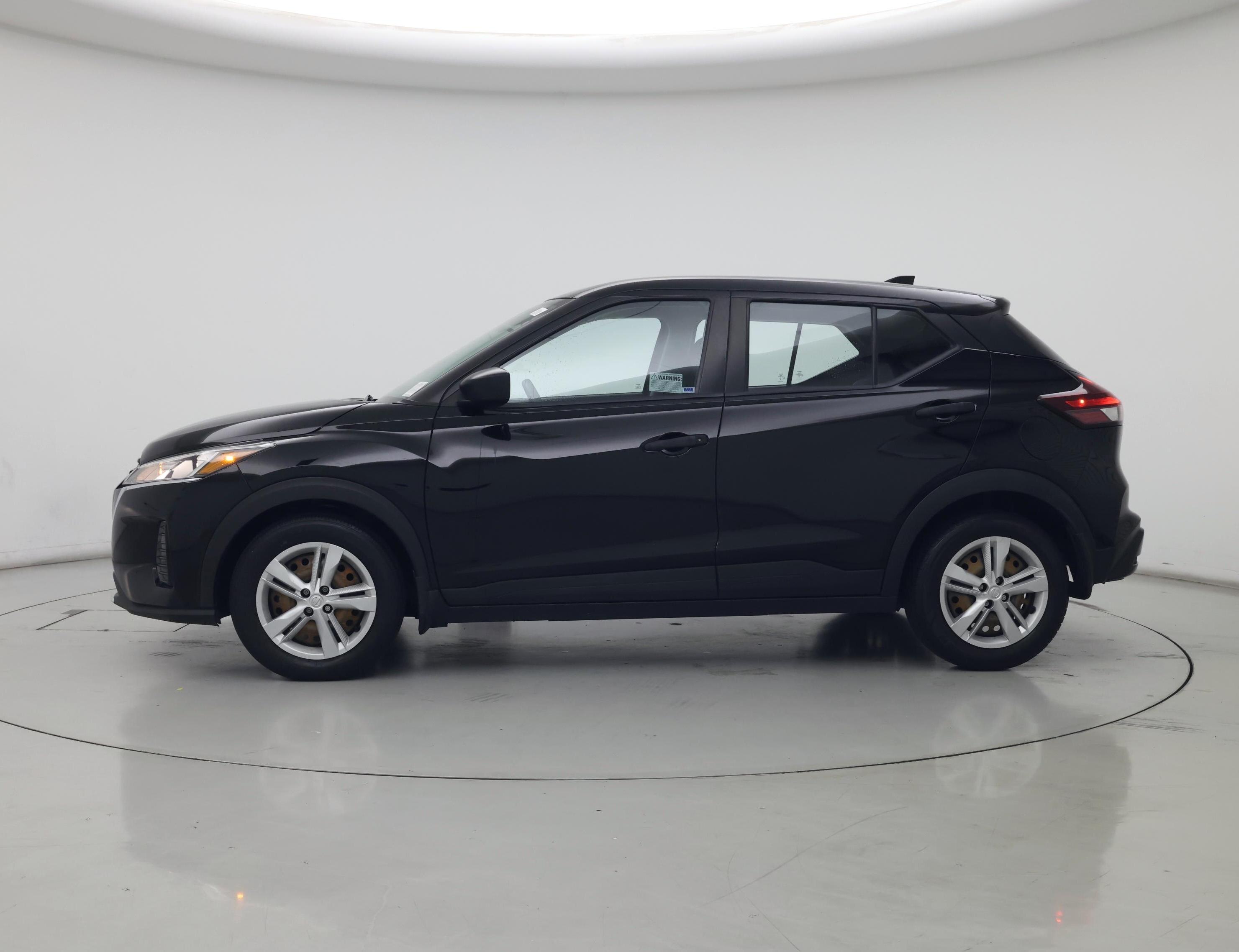 Thumbnail: 2023 Nissan Kicks - 3
