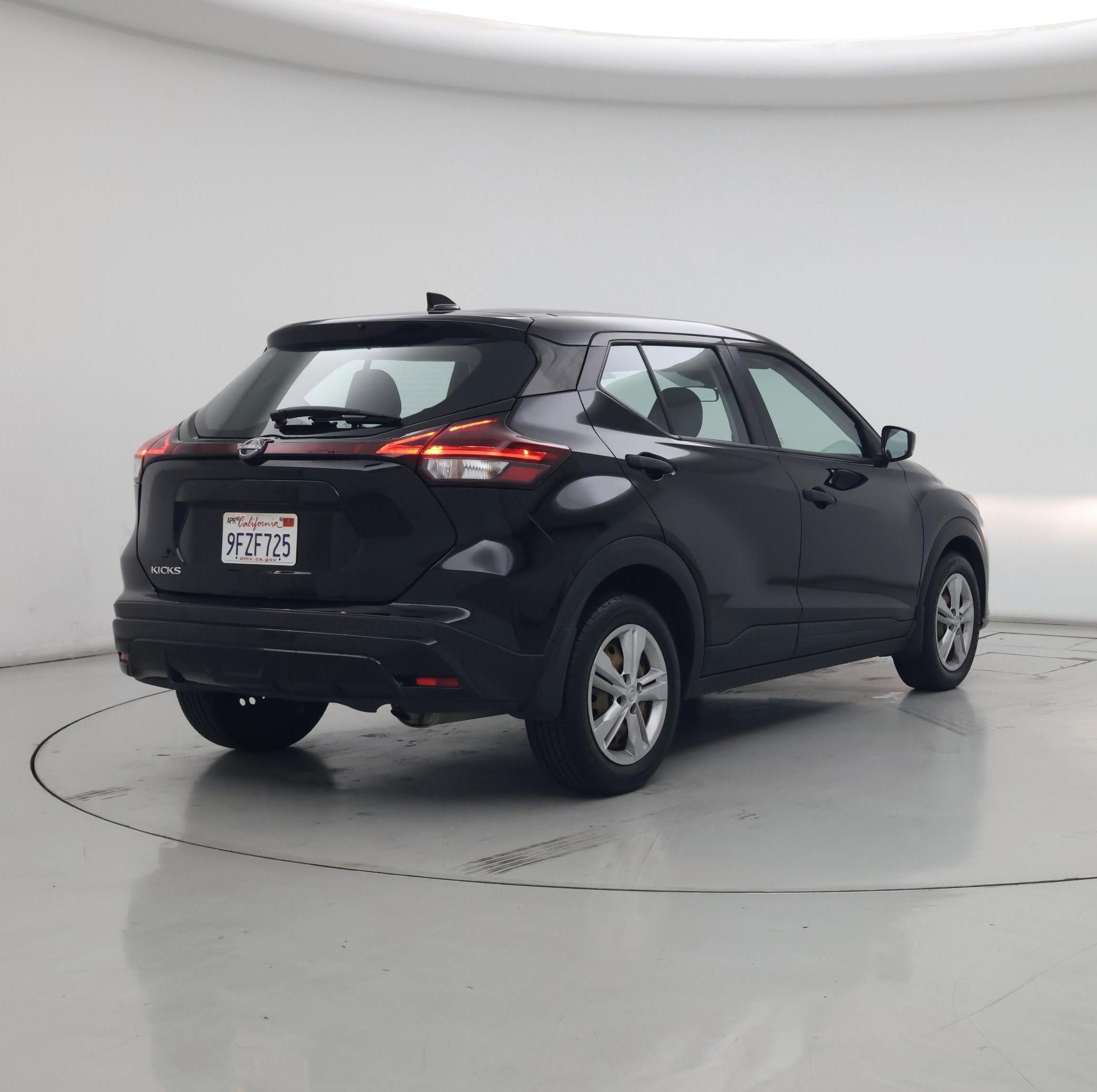 Thumbnail: 2023 Nissan Kicks - 8