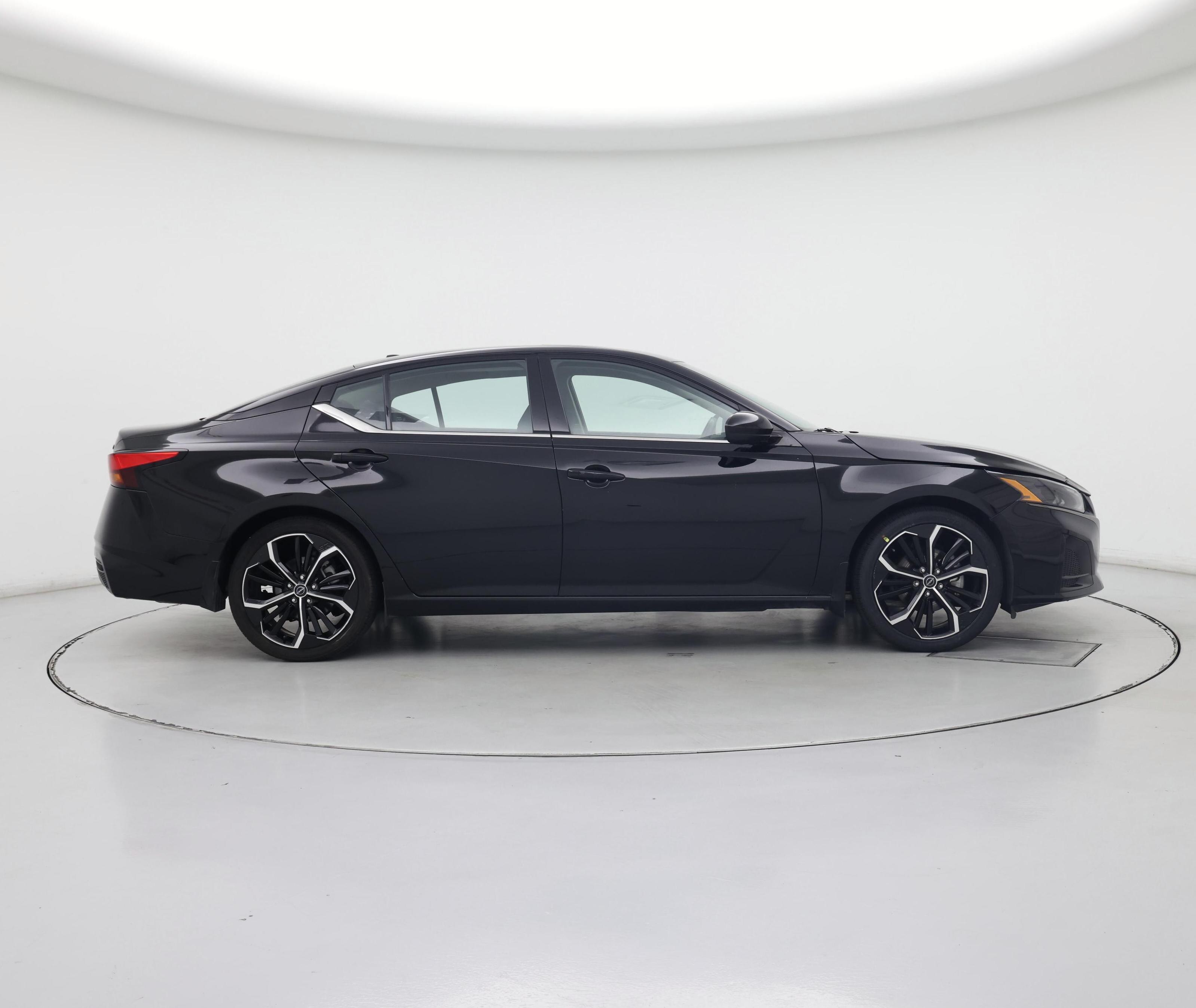 Thumbnail: 2024 Nissan Altima - 7