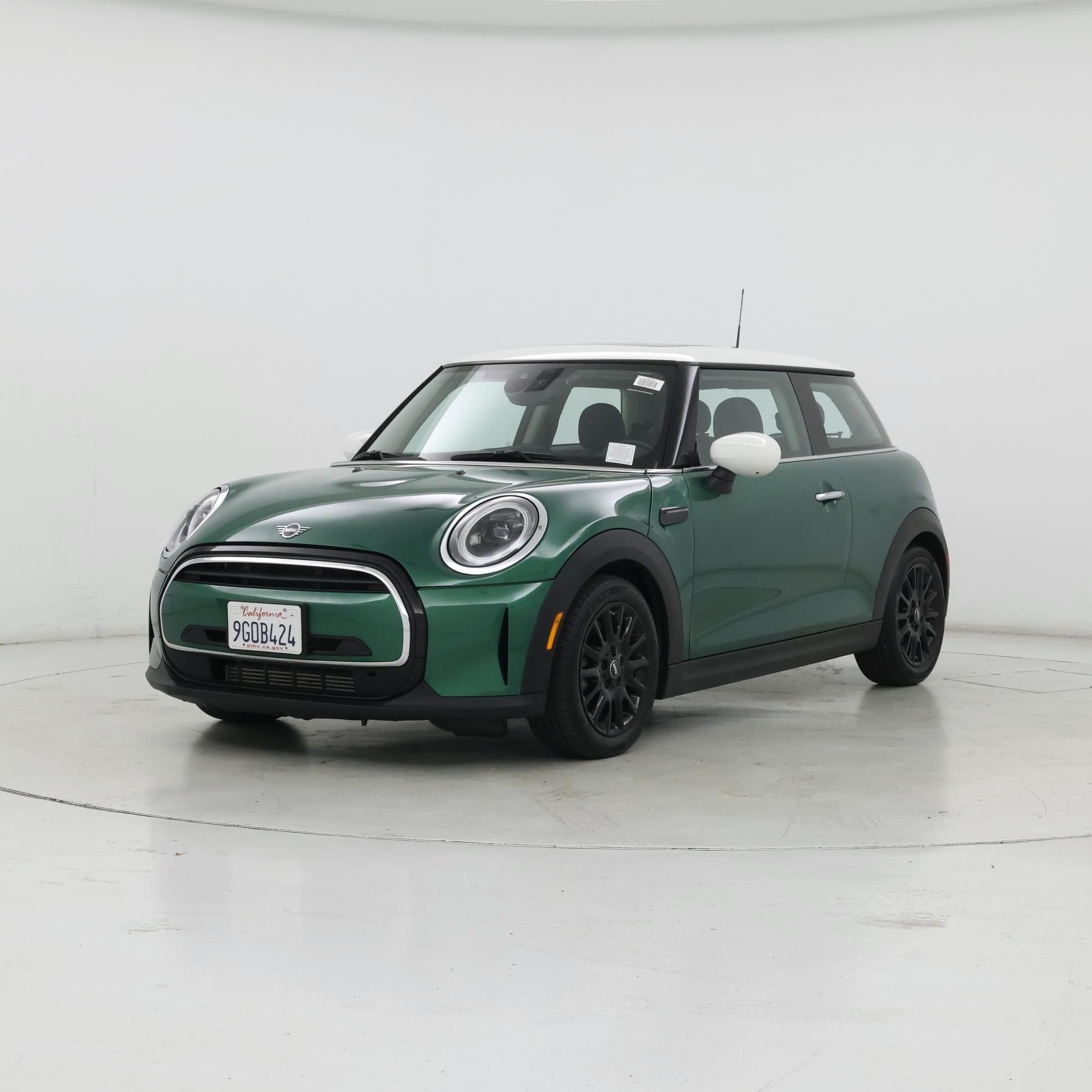 Thumbnail: 2023 MINI Cooper Hardtop - 4