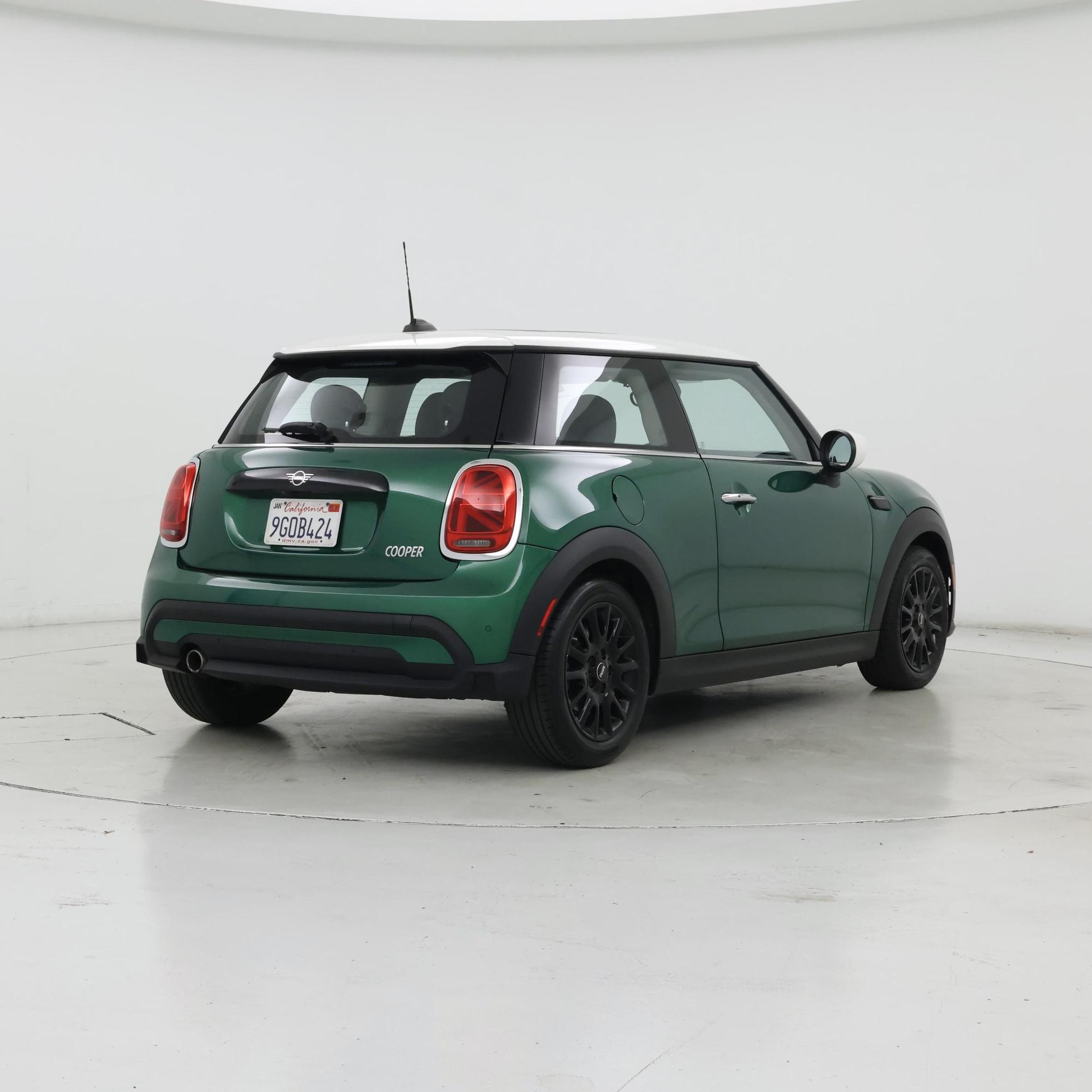 Thumbnail: 2023 MINI Cooper Hardtop - 8