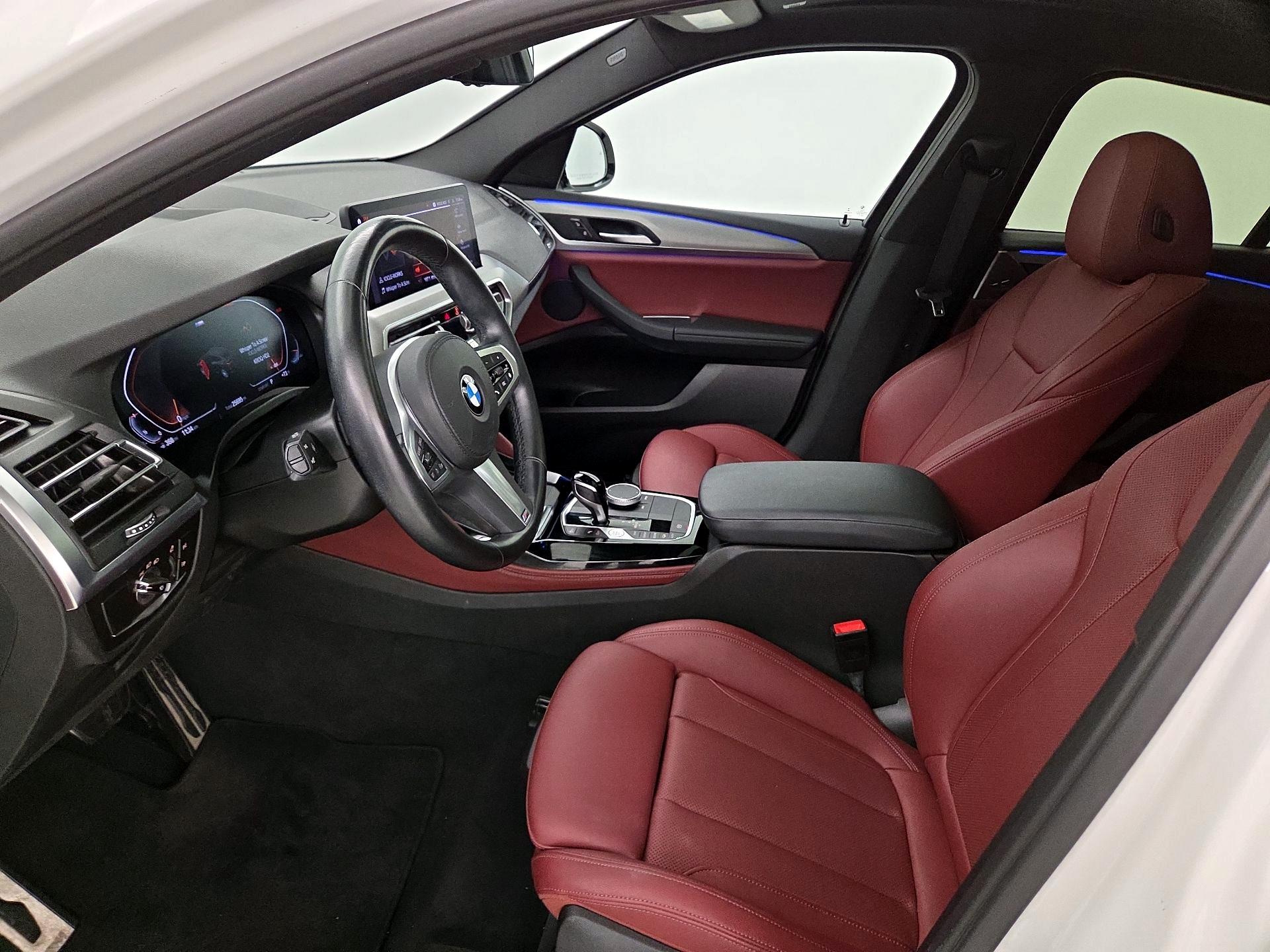 Thumbnail: 2023 BMW X4 - 11