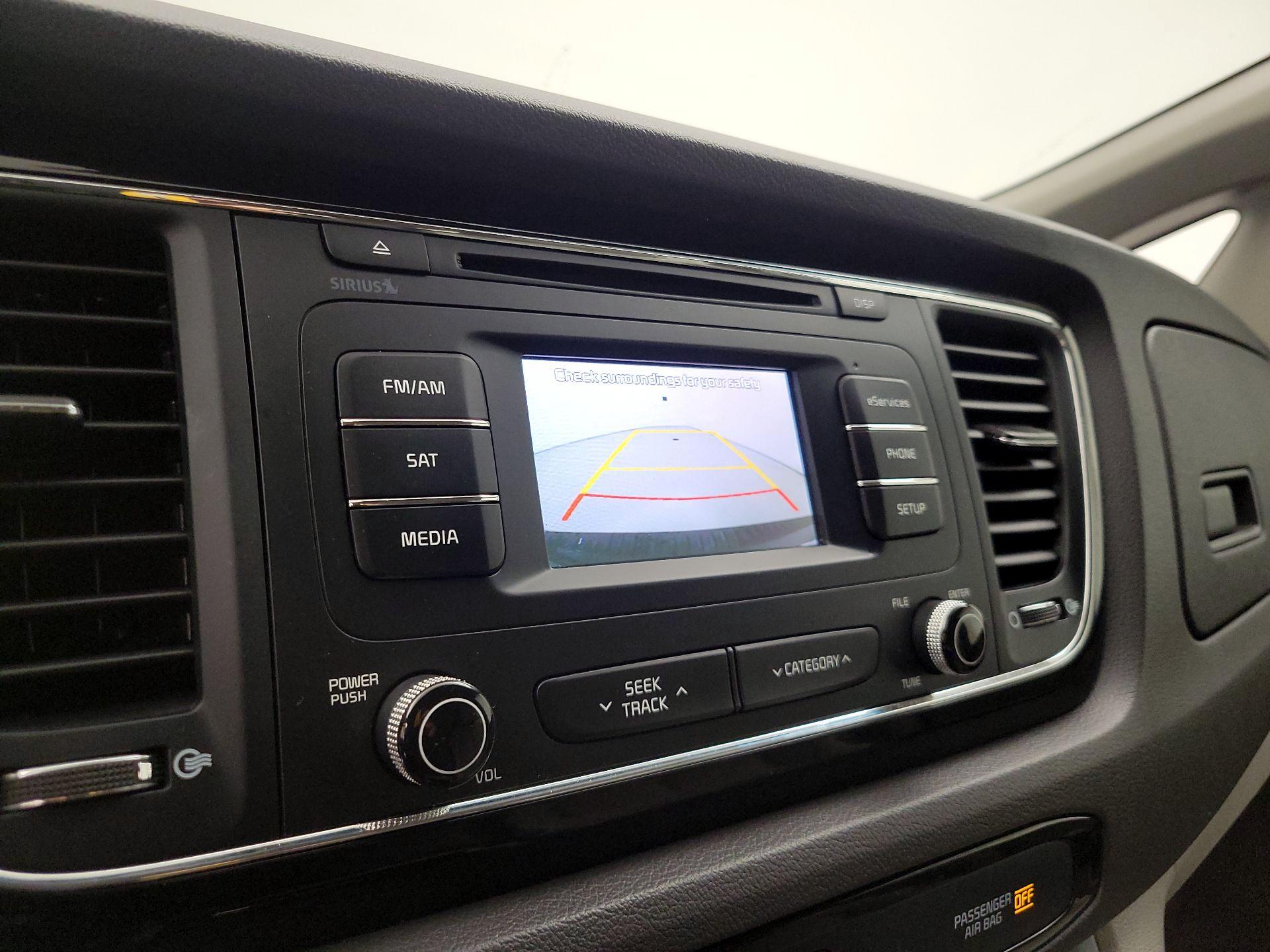 Thumbnail: 2016 Kia Sedona - 14