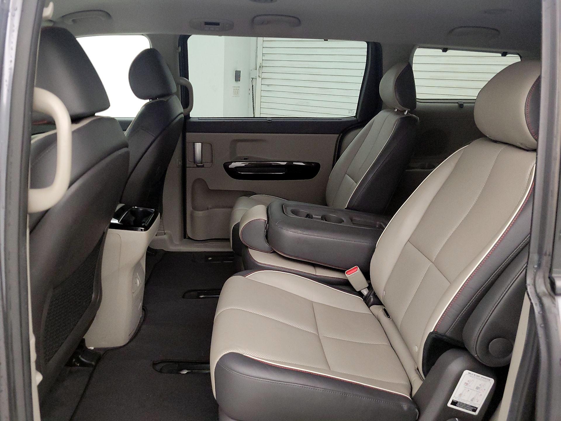 Thumbnail: 2016 Kia Sedona - 19