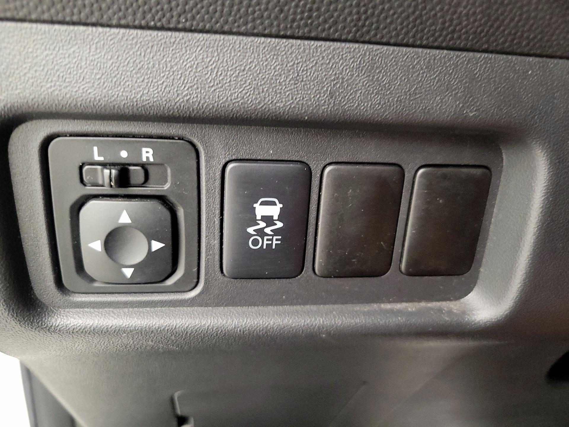 Thumbnail: 2019 Mitsubishi Mirage G4 - 13