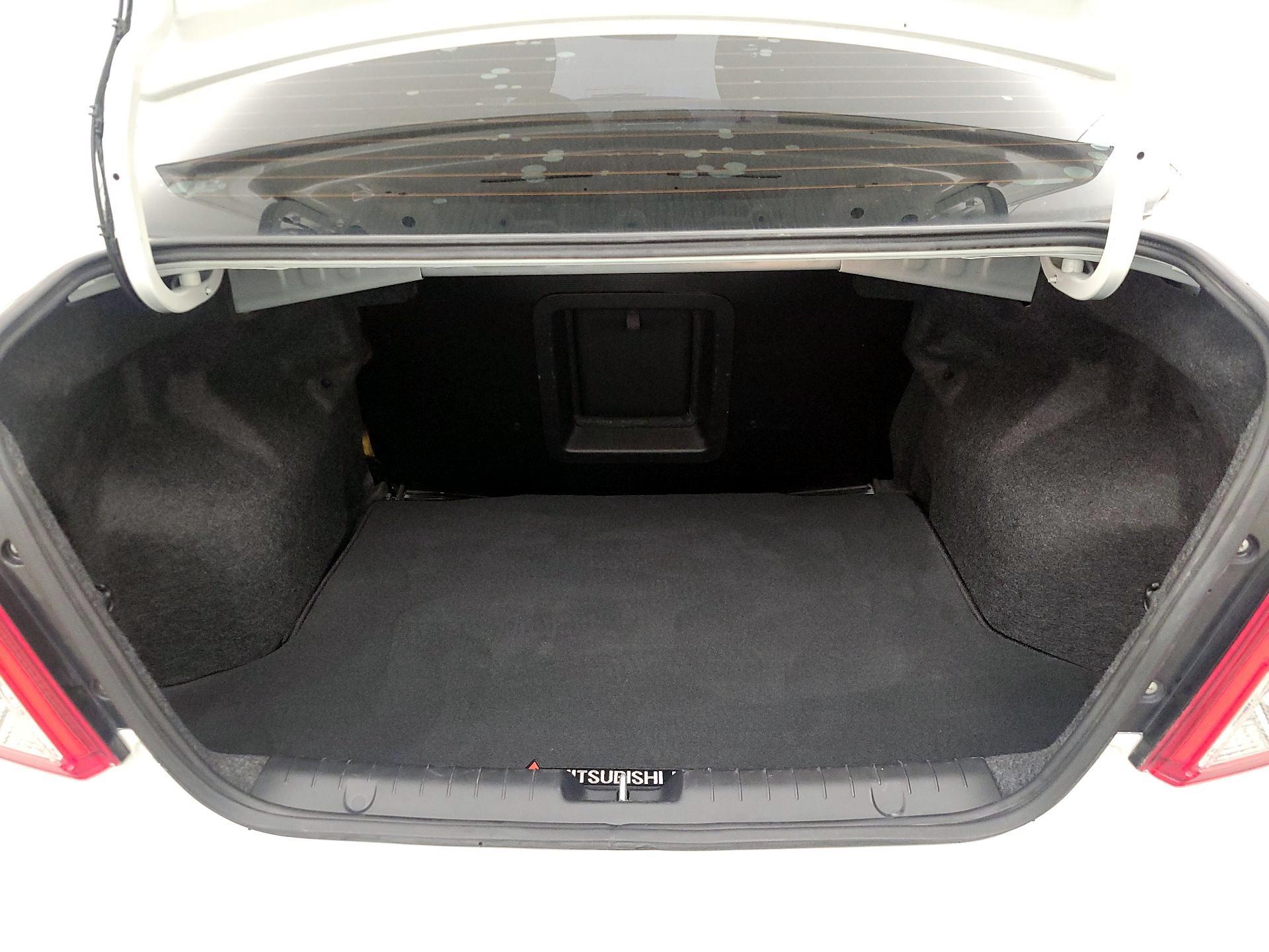 Thumbnail: 2019 Mitsubishi Mirage G4 - 20