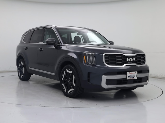 Gray 2023 Kia Telluride S FWD SUV / Crossover Front-Wheel Drive Automatic