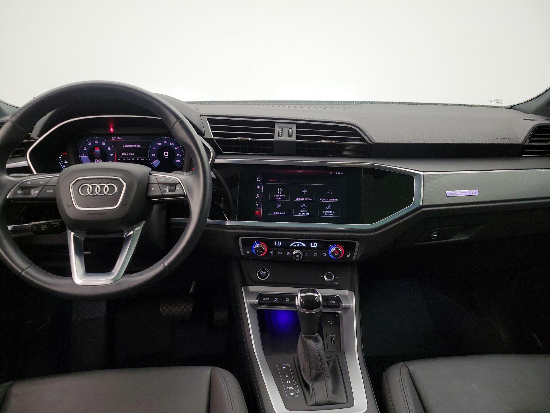 Thumbnail: 2021 Audi Q3 - 9