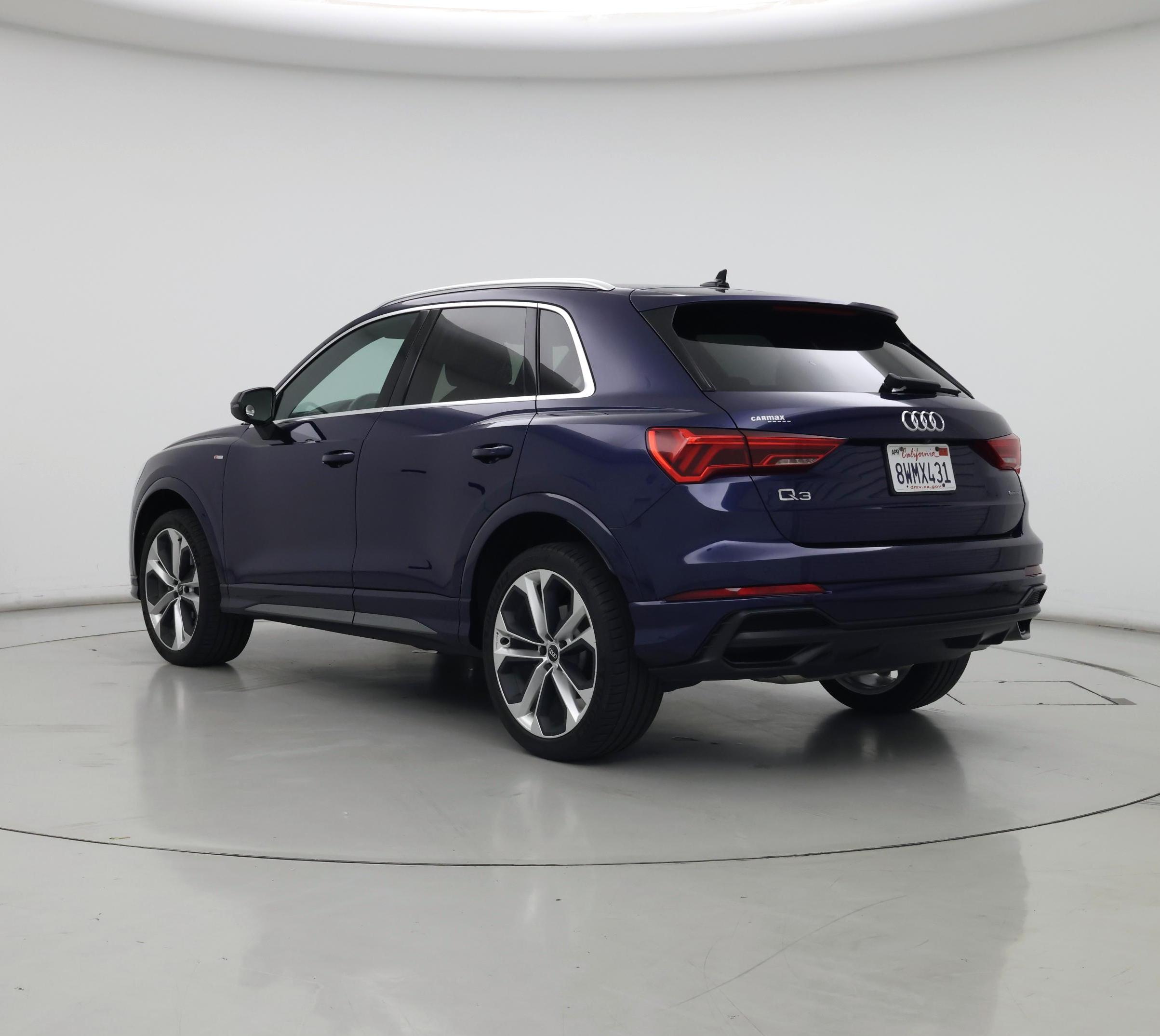 Thumbnail: 2021 Audi Q3 - 2