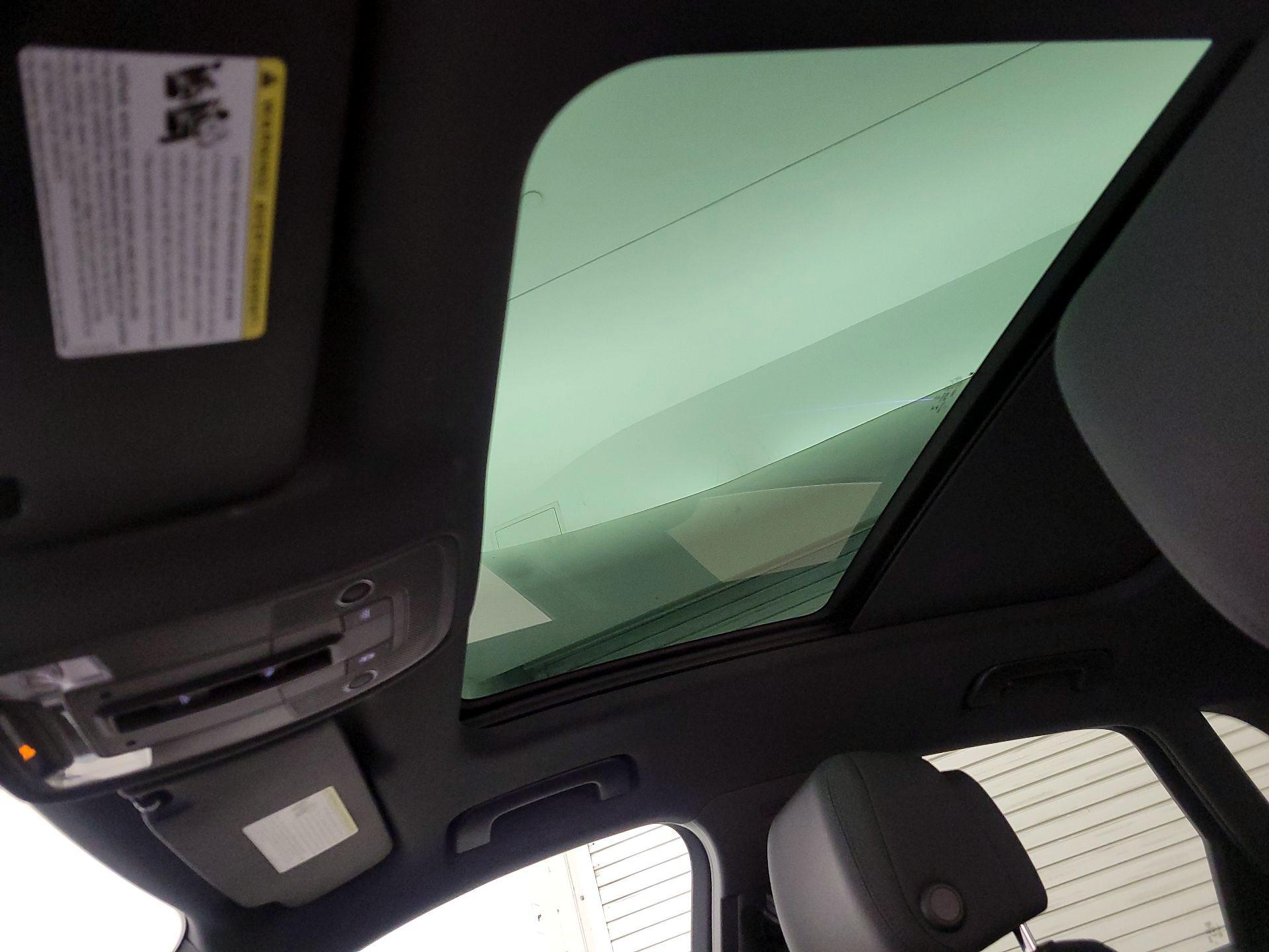 Thumbnail: 2021 Audi Q3 - 19