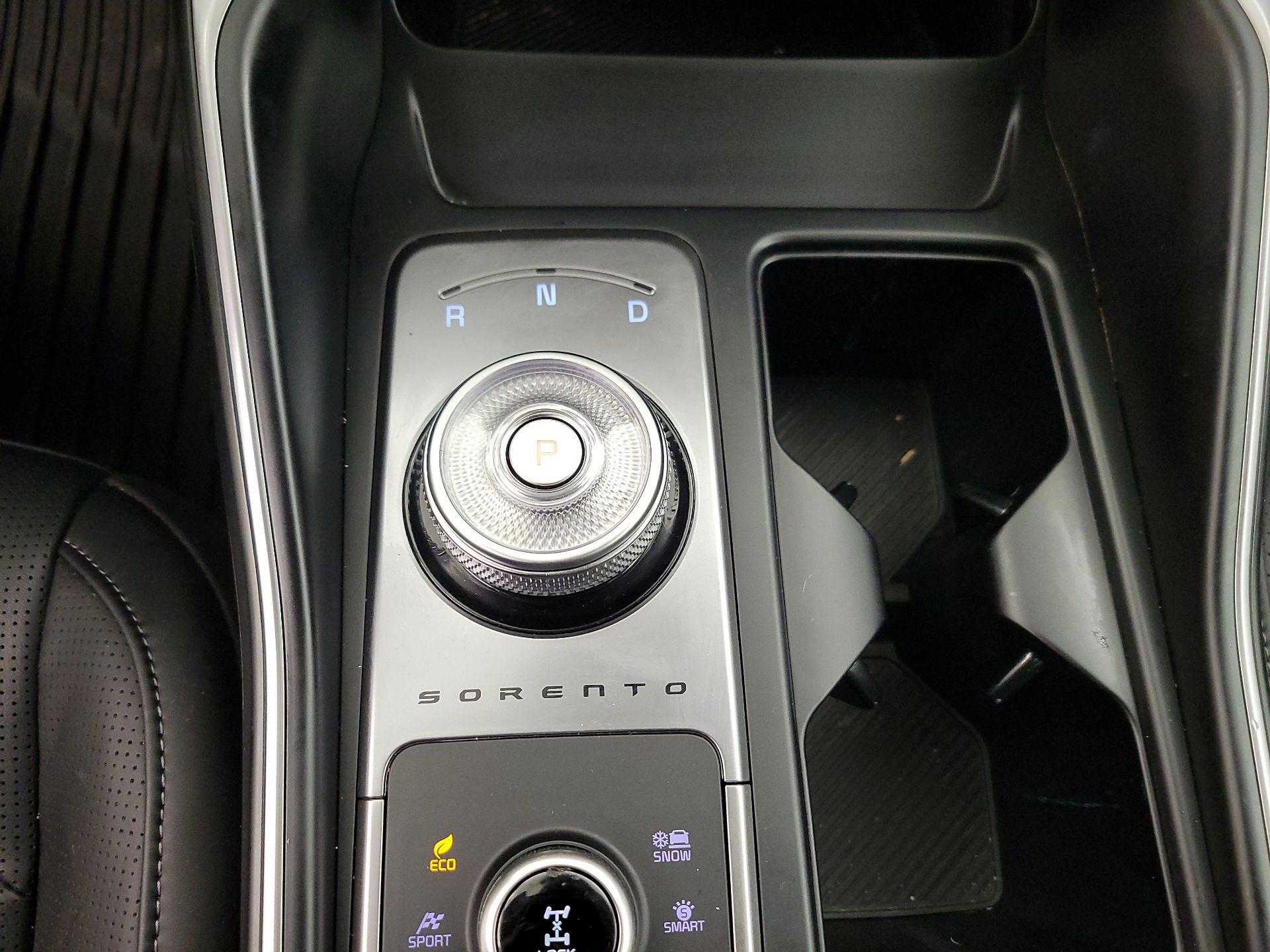 Thumbnail: 2025 Kia Sorento - 18