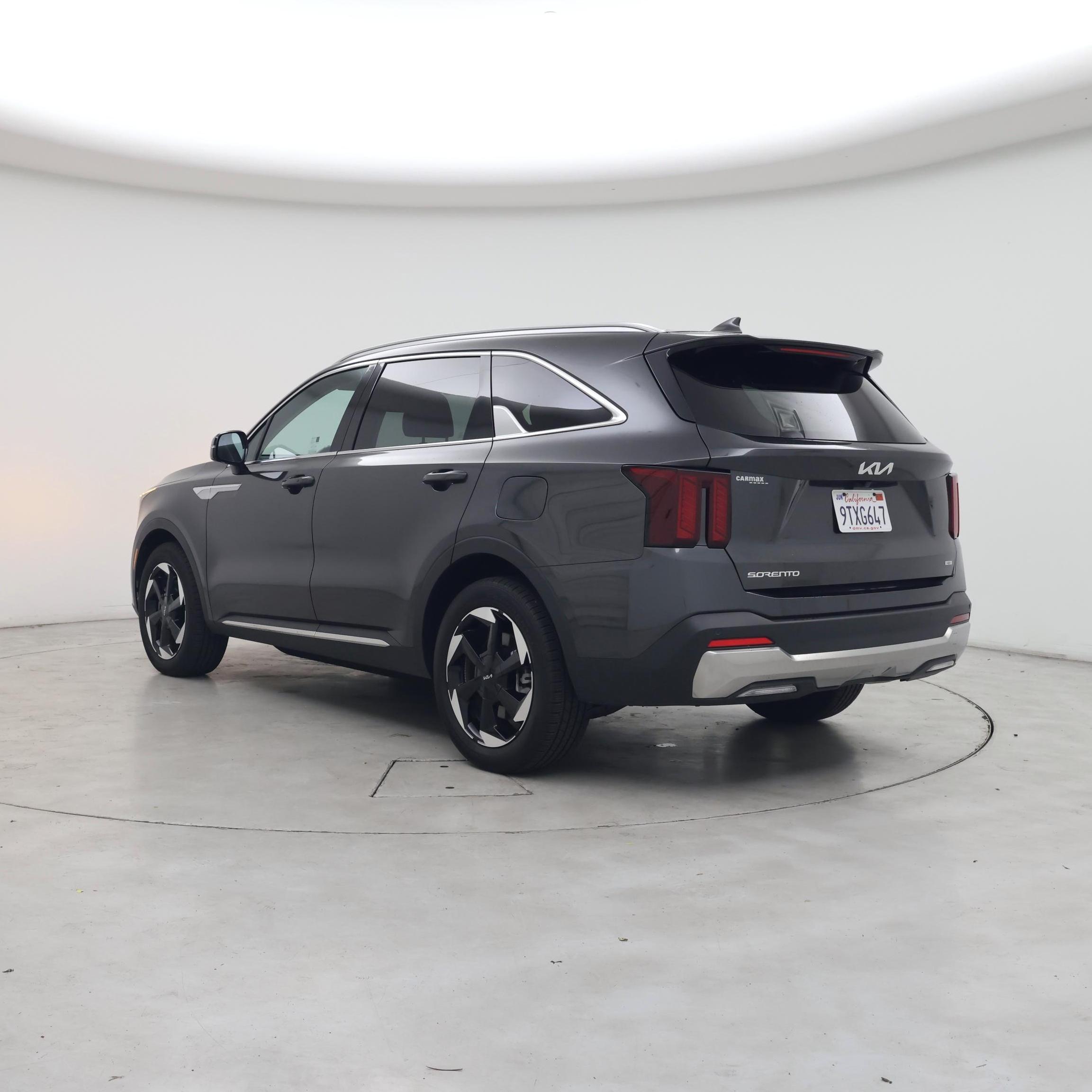 Thumbnail: 2025 Kia Sorento - 2