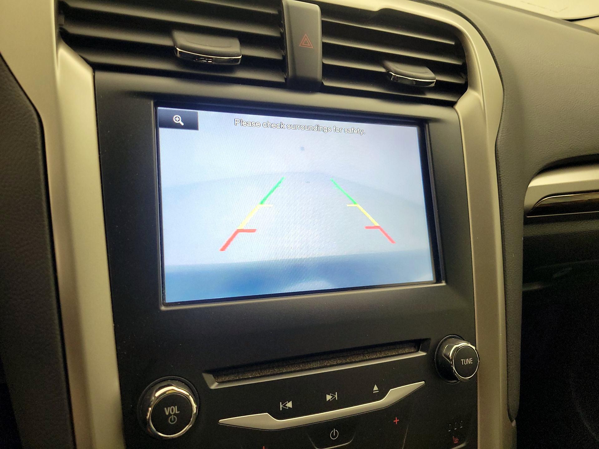 Thumbnail: 2014 Ford Fusion - 14