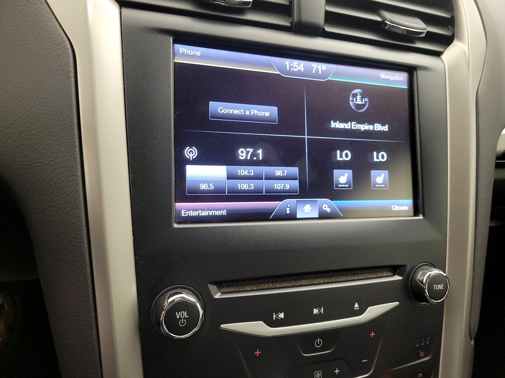 Thumbnail: 2014 Ford Fusion - 15