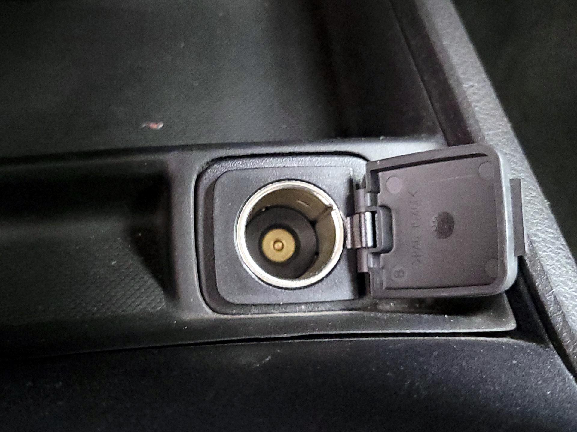 Thumbnail: 2014 Ford Fusion - 18