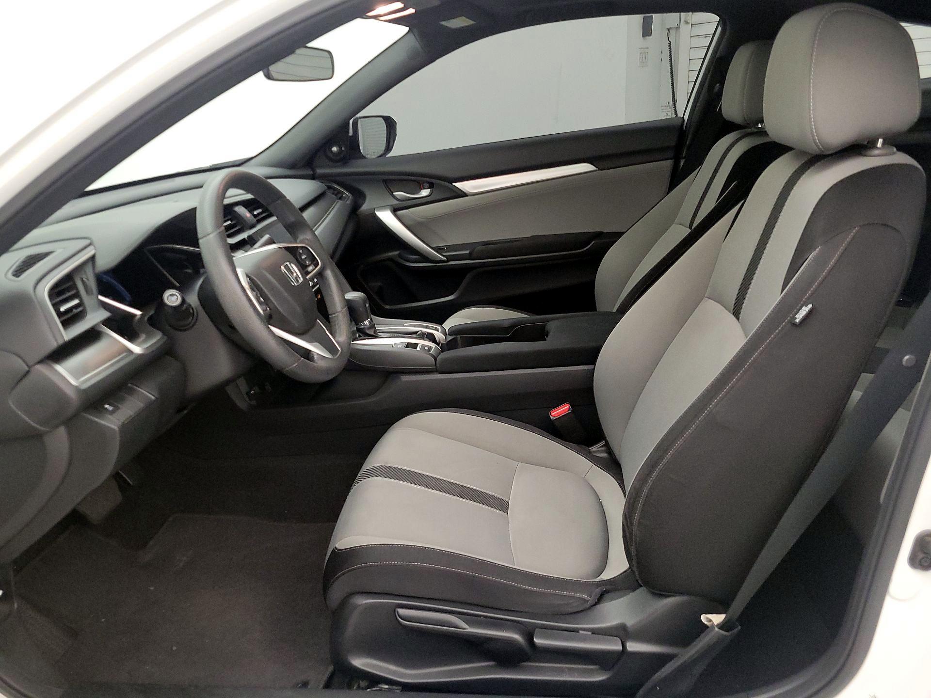Thumbnail: 2016 Honda Civic - 11