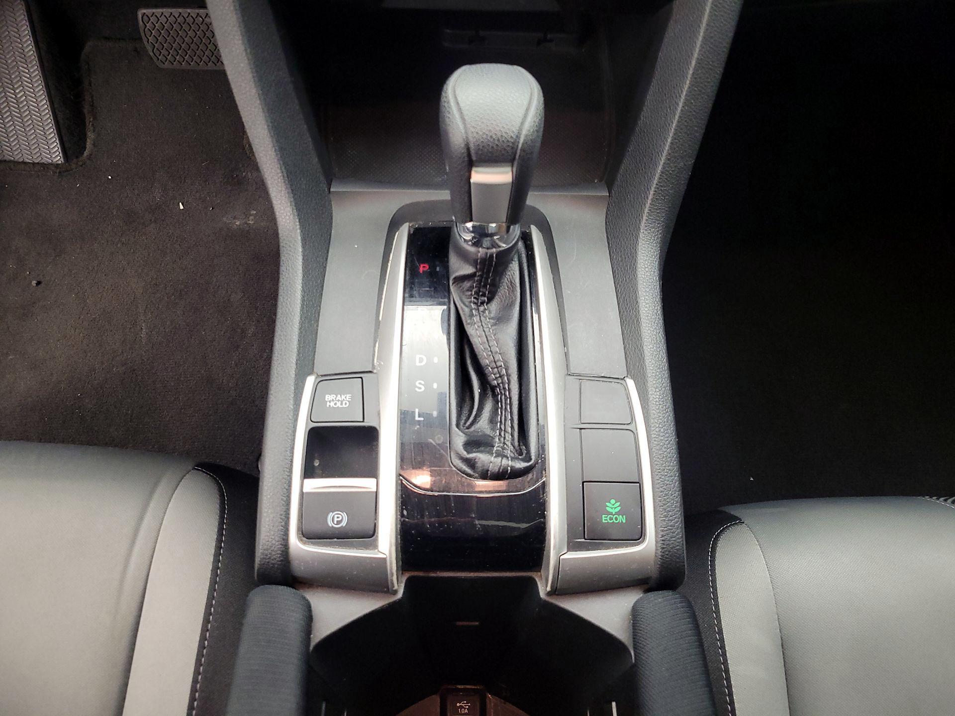 Thumbnail: 2016 Honda Civic - 17