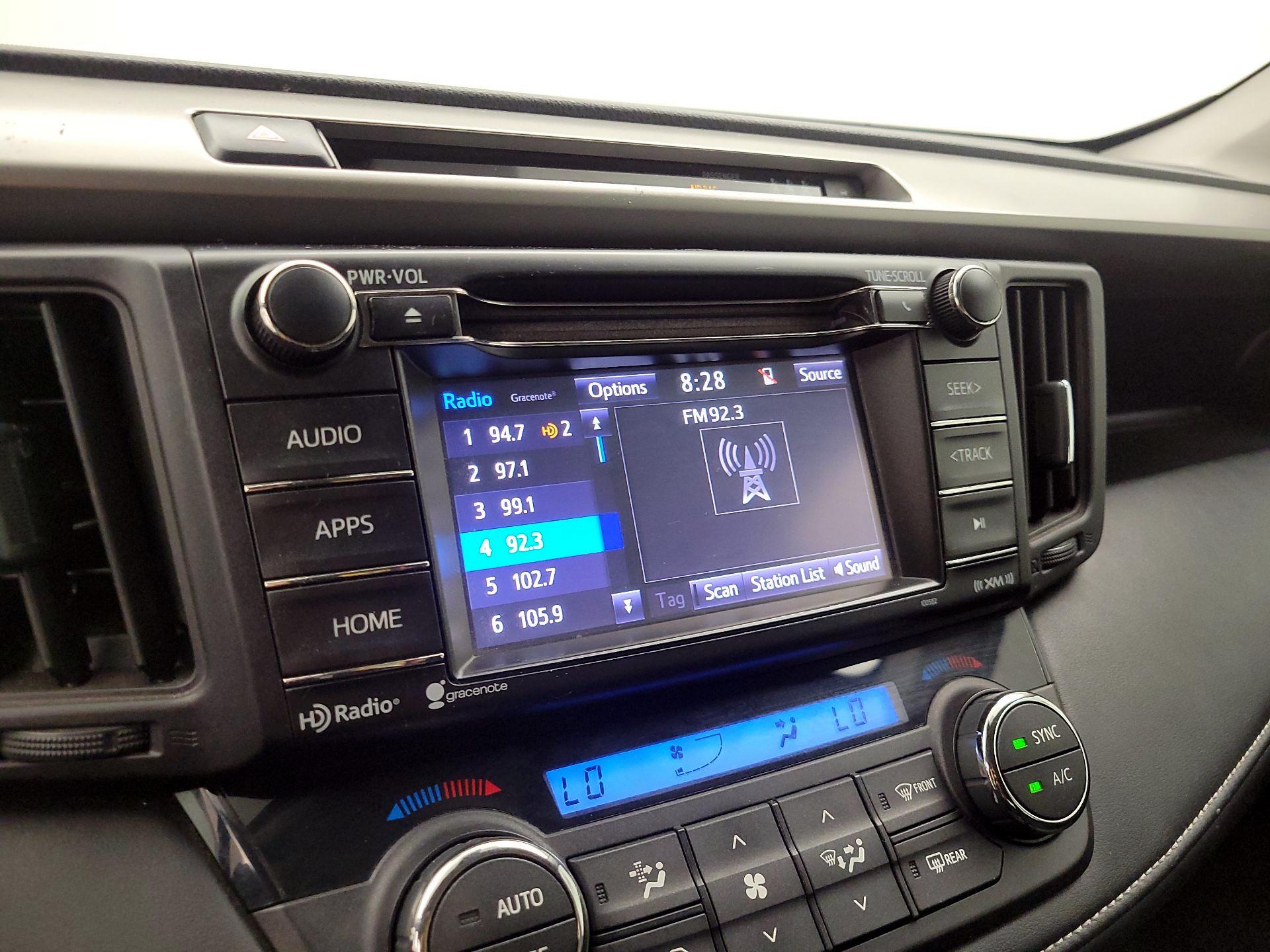 Thumbnail: 2017 Toyota RAV4 - 15