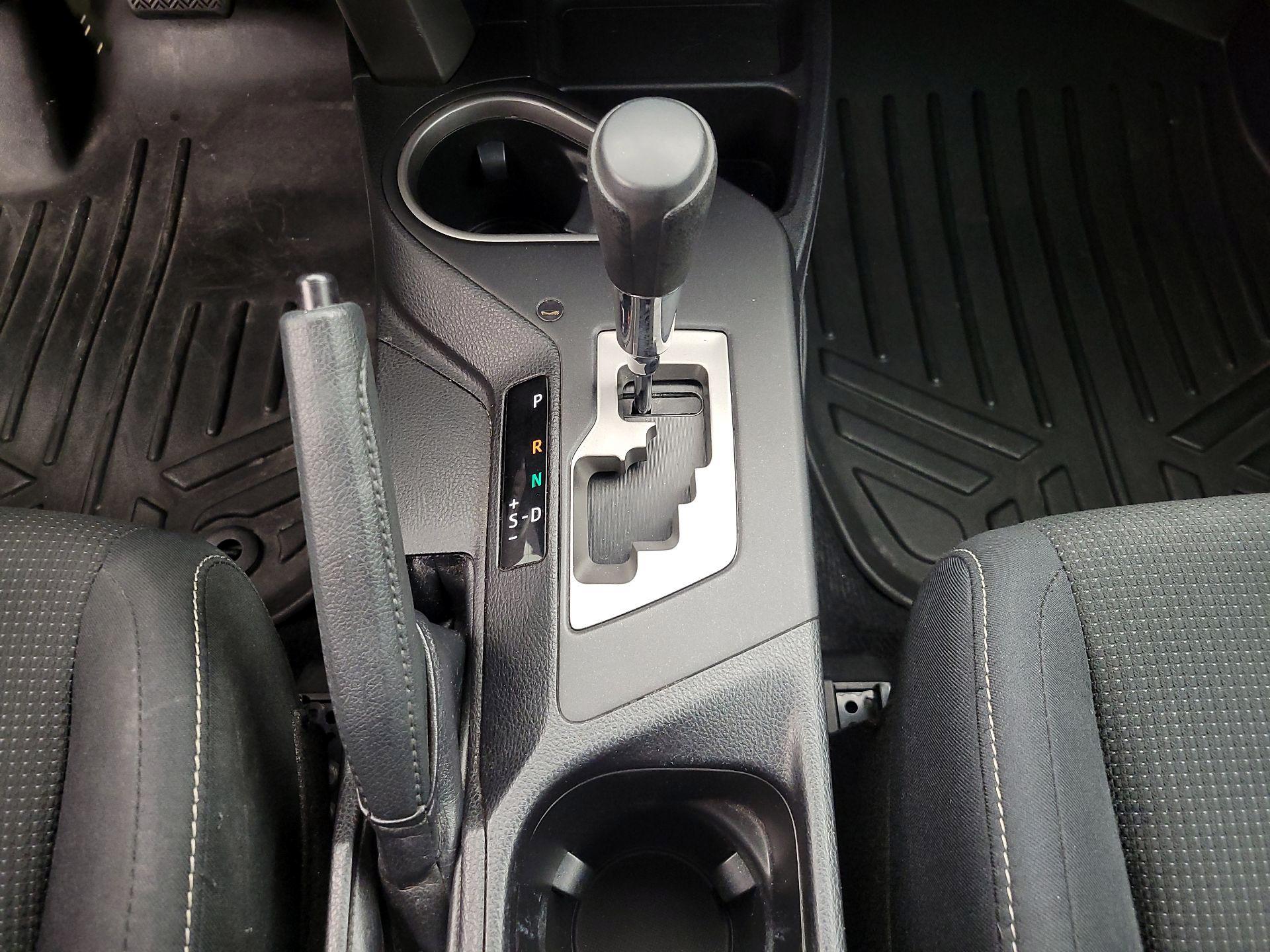 Thumbnail: 2017 Toyota RAV4 - 17