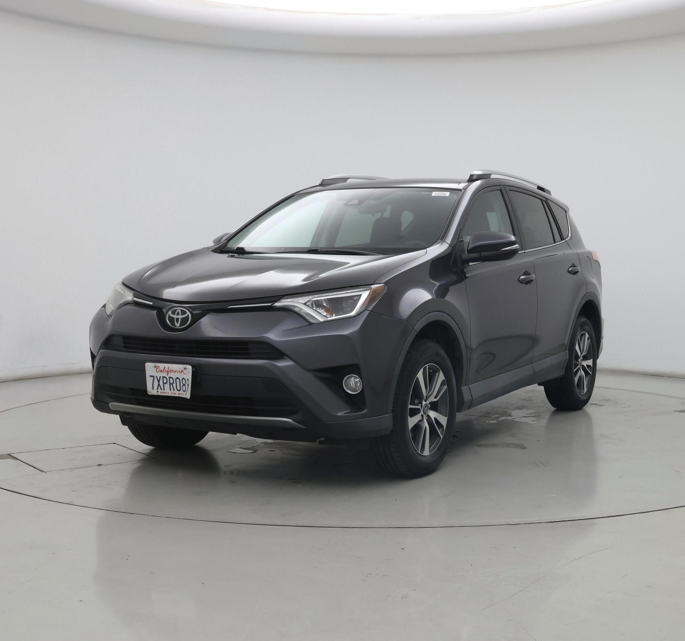 Thumbnail: 2017 Toyota RAV4 - 4