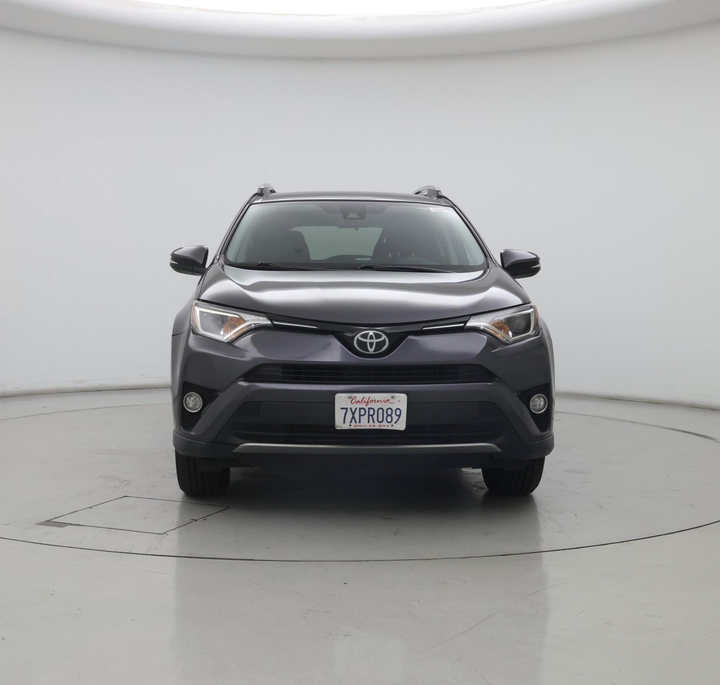 Thumbnail: 2017 Toyota RAV4 - 5