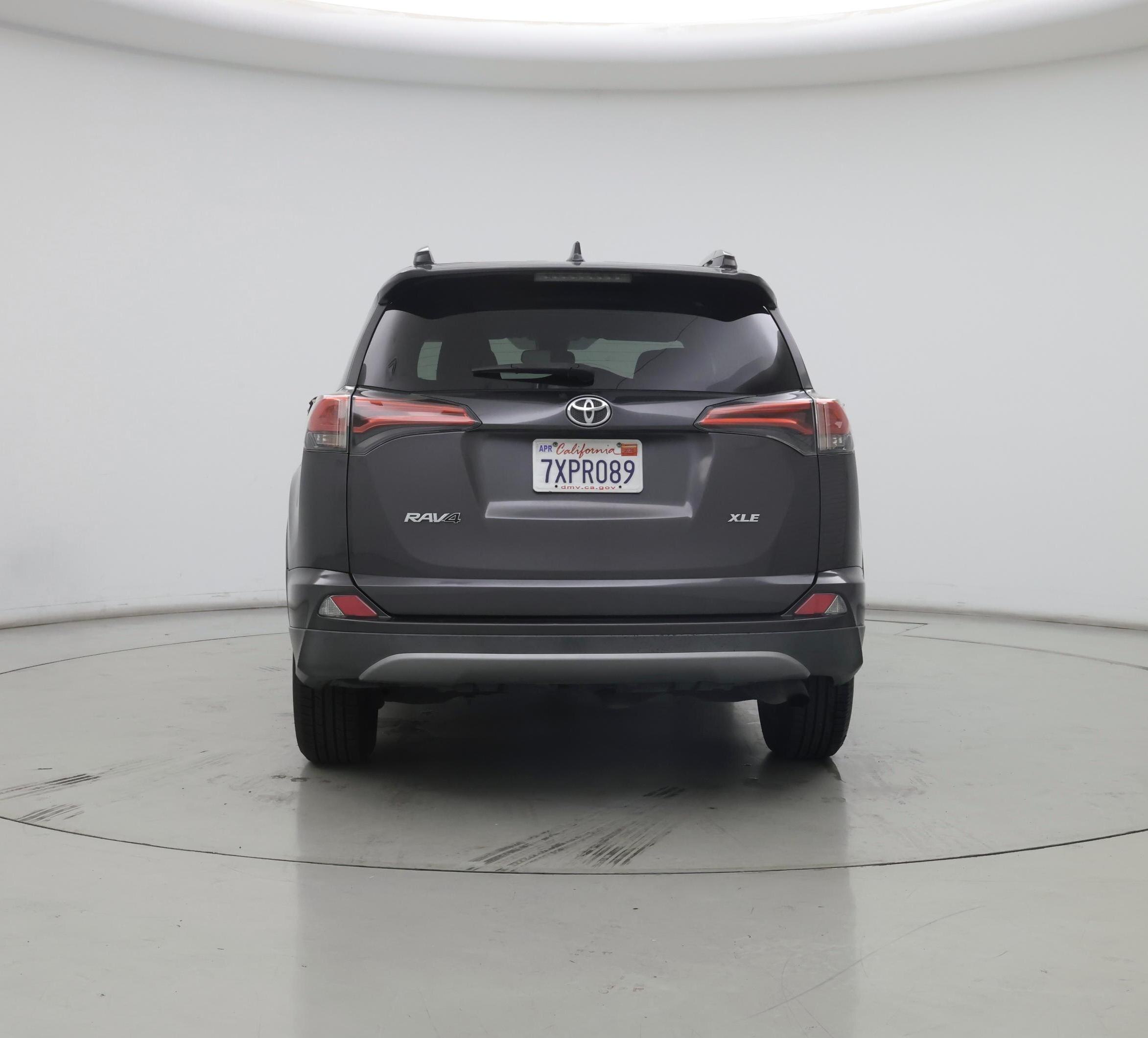 Thumbnail: 2017 Toyota RAV4 - 6