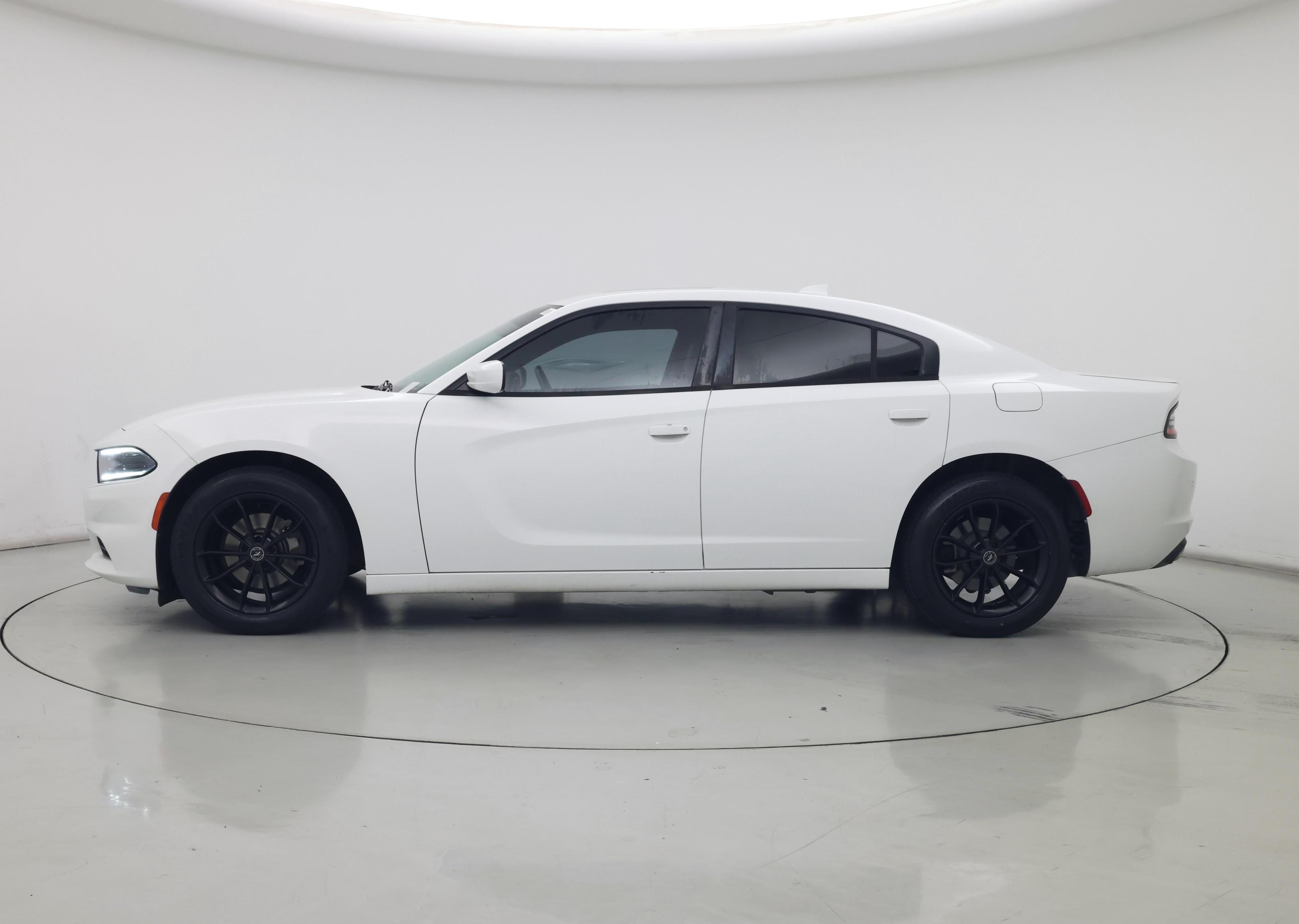 Thumbnail: 2016 Dodge Charger - 3