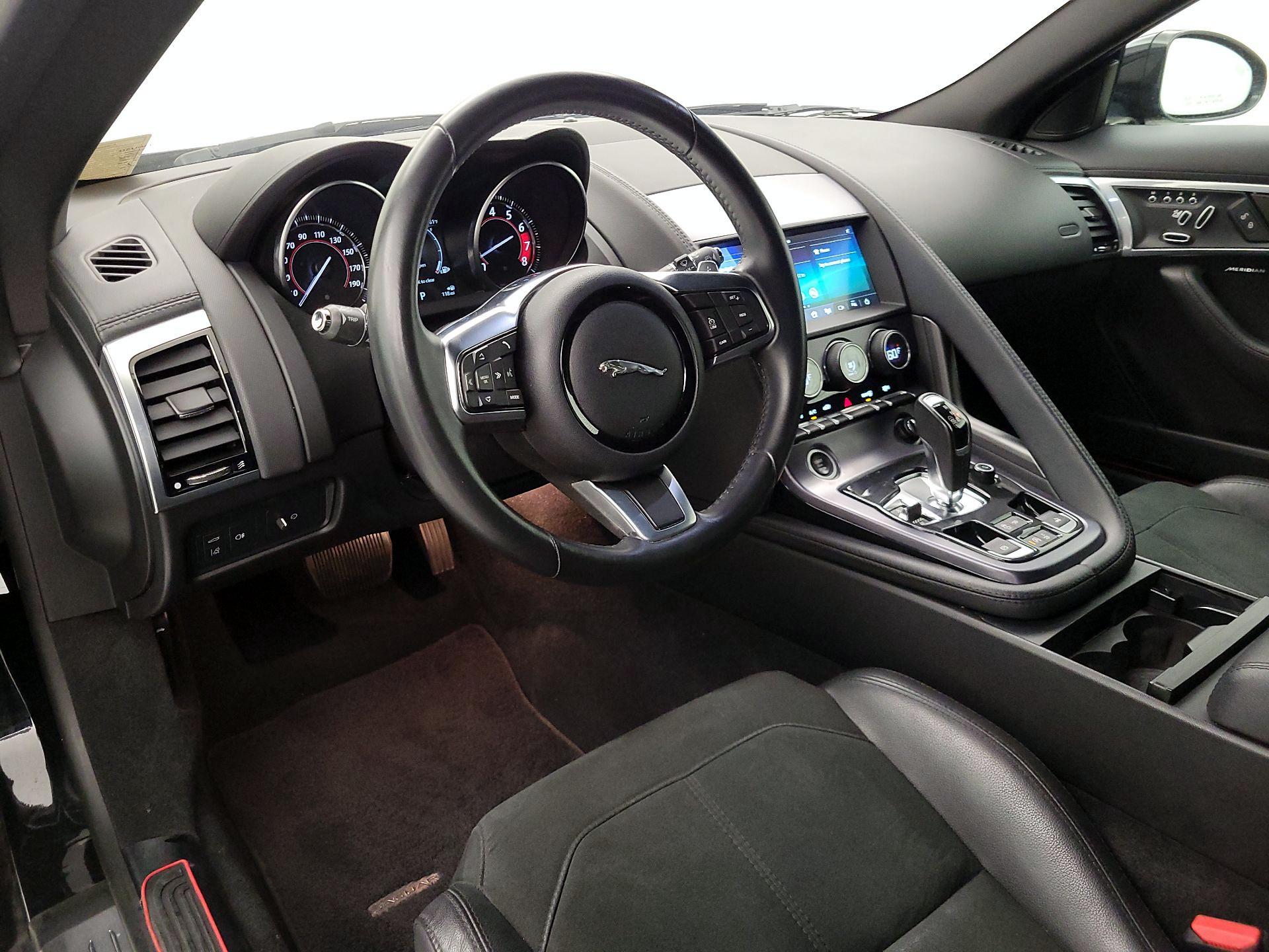 Thumbnail: 2020 Jaguar F-Type - 9