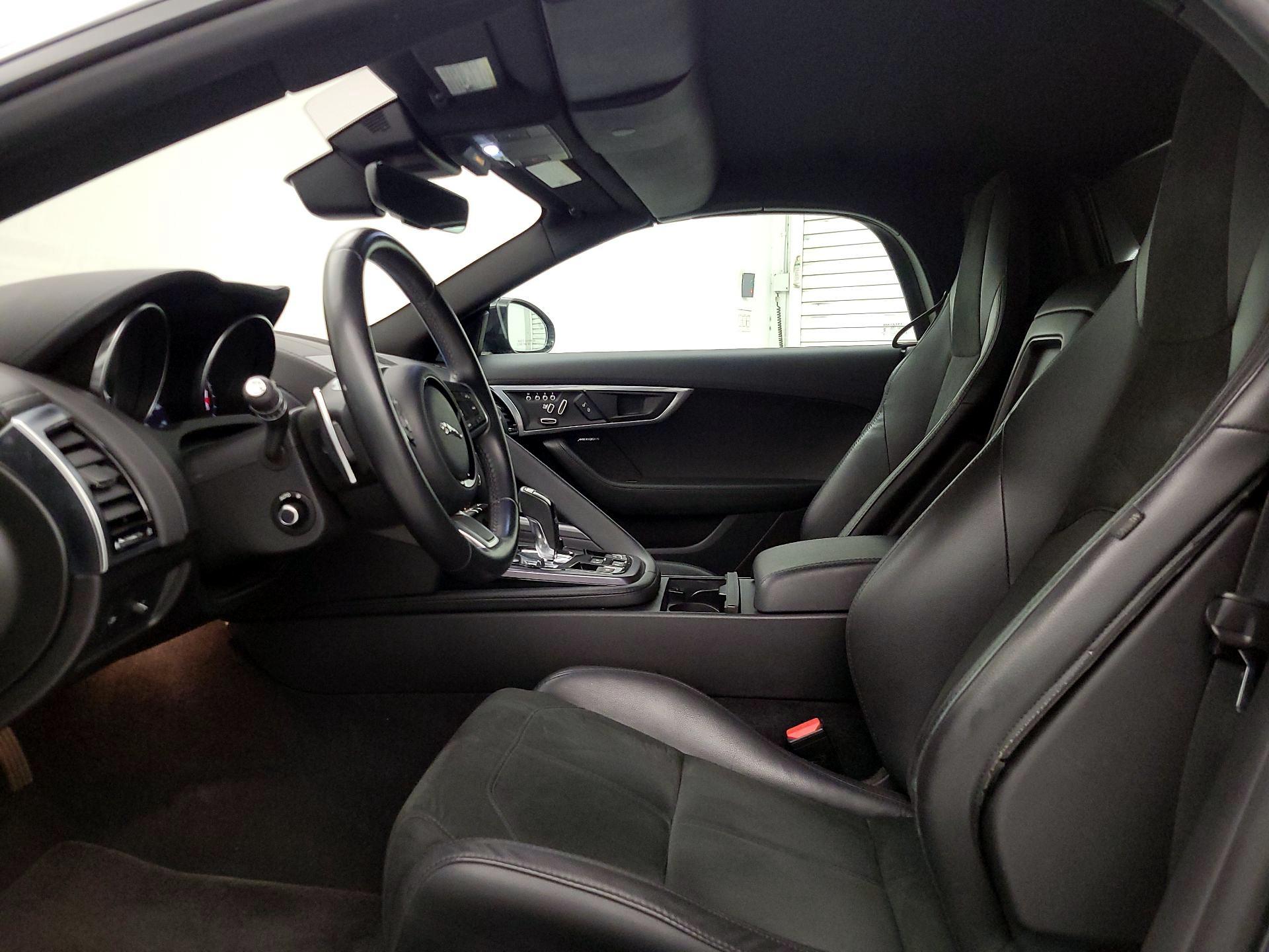 Thumbnail: 2020 Jaguar F-Type - 11