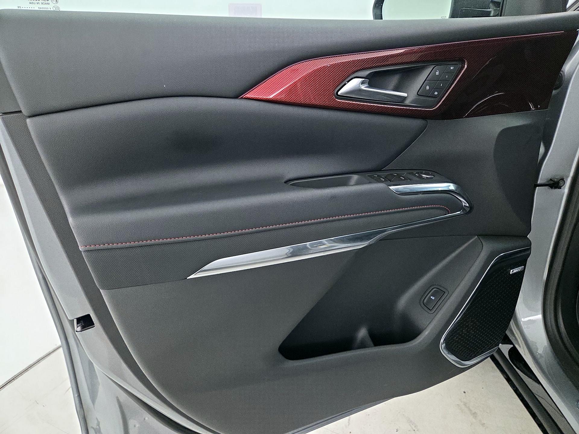 Thumbnail: 2026 Chevrolet Traverse - 12