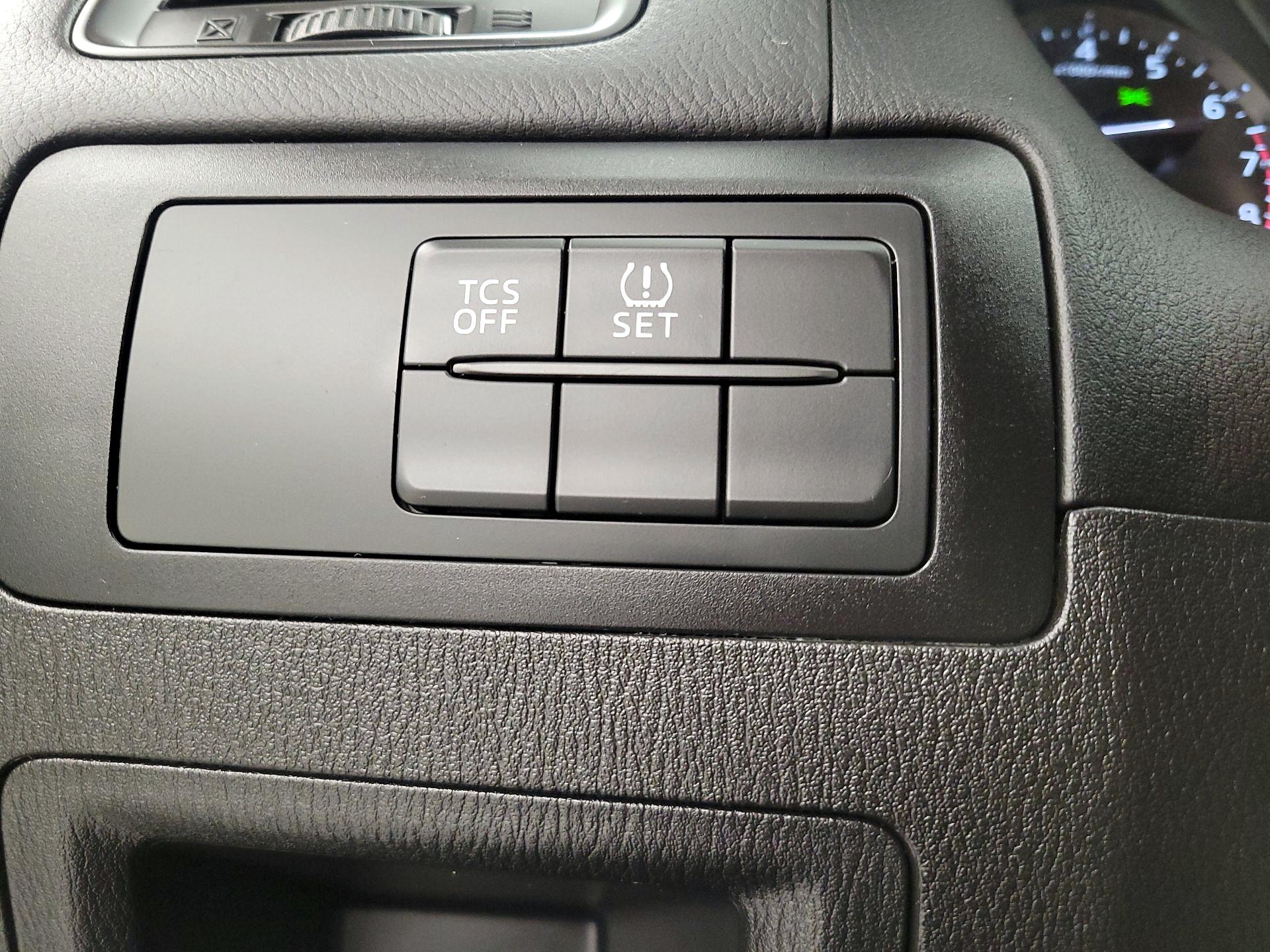 Thumbnail: 2016 Mazda CX-5 - 13