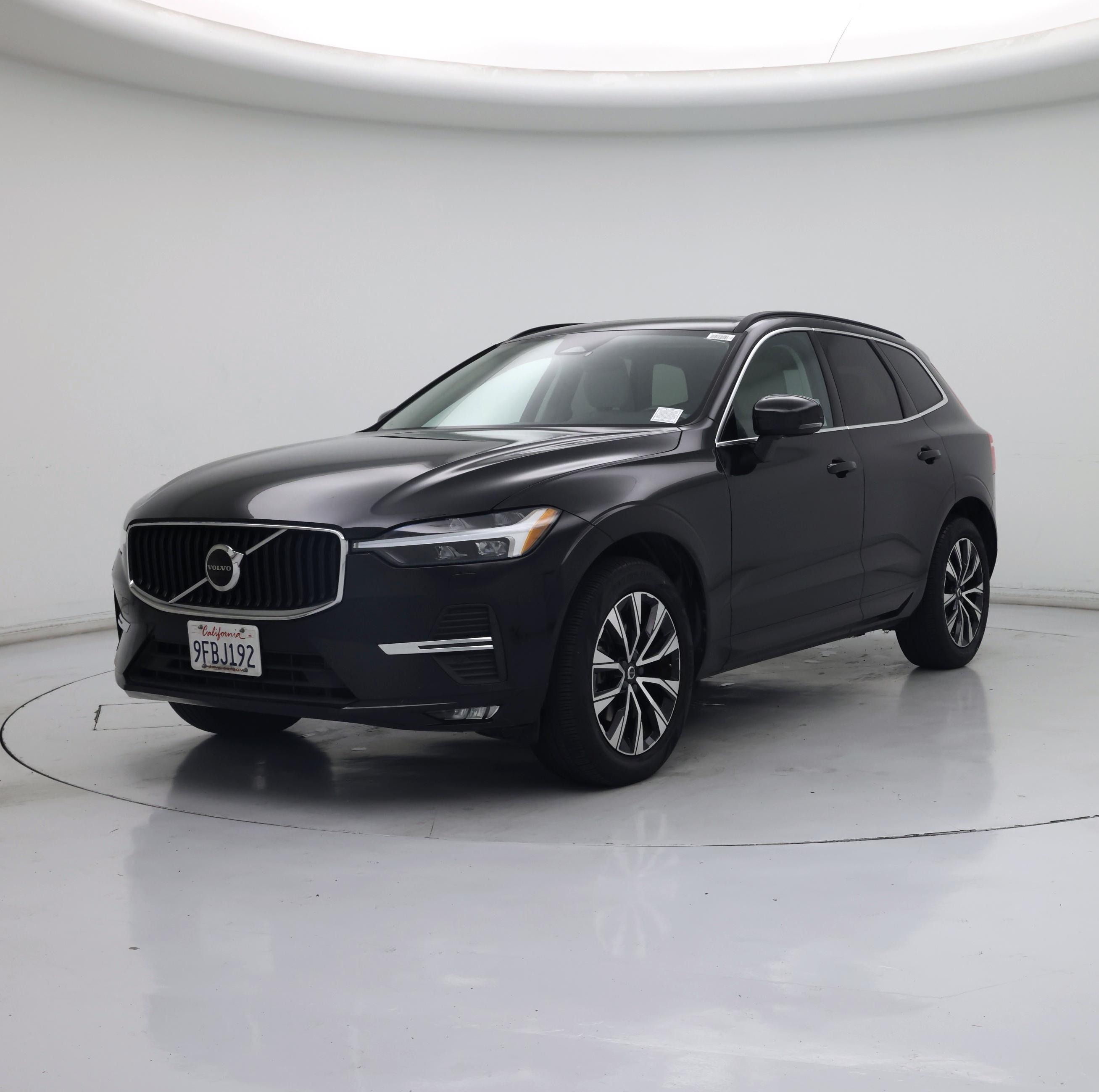 Thumbnail: 2023 Volvo XC60 - 4
