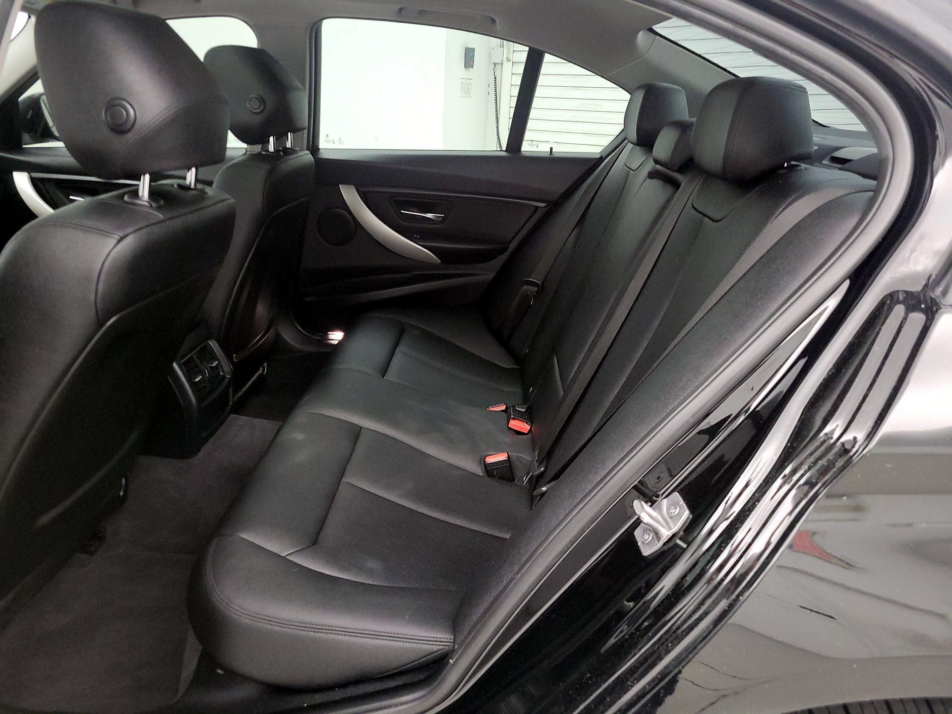 Thumbnail: 2017 BMW 3 Series - 19