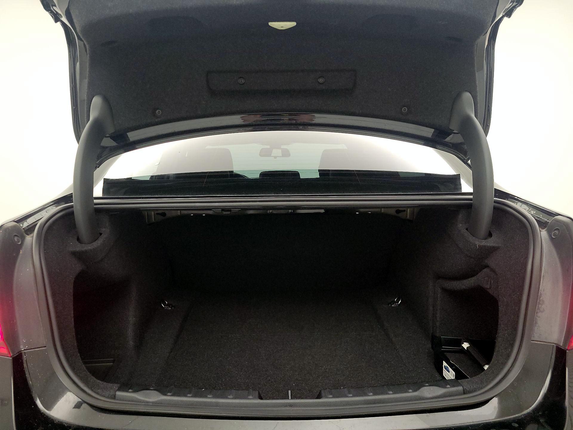 Thumbnail: 2017 BMW 3 Series - 20