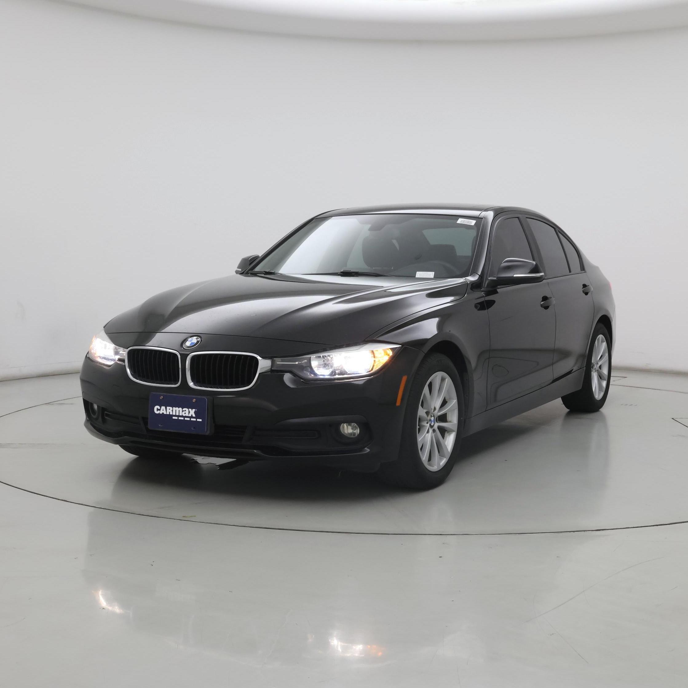 Thumbnail: 2017 BMW 3 Series - 4