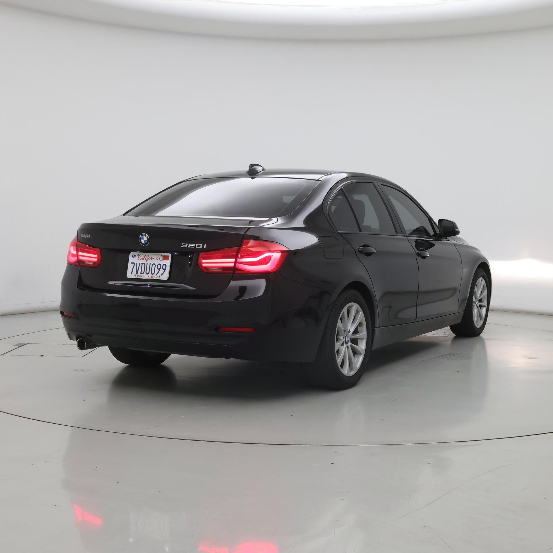 Thumbnail: 2017 BMW 3 Series - 8