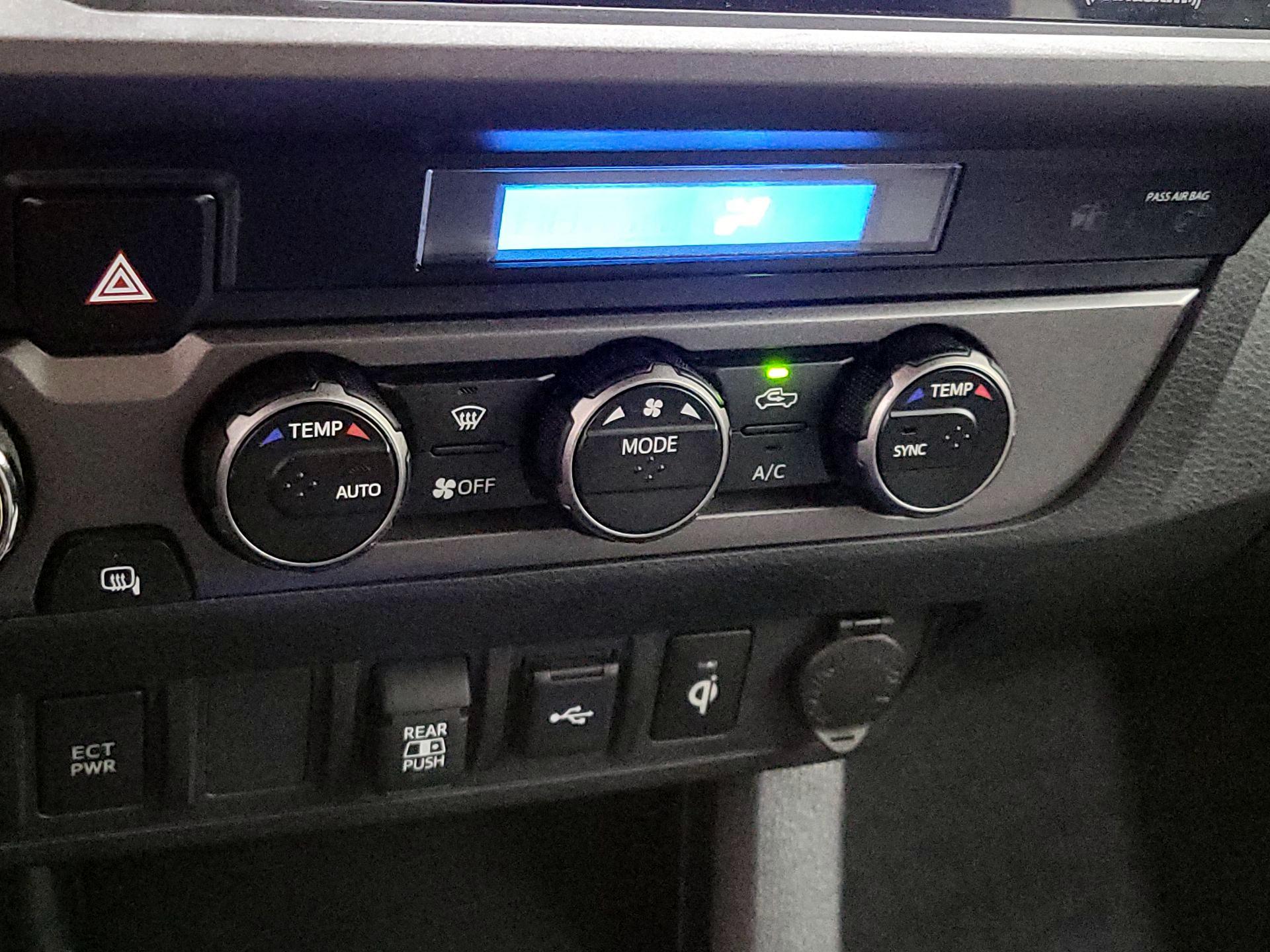 Thumbnail: 2023 Toyota Tacoma - 16