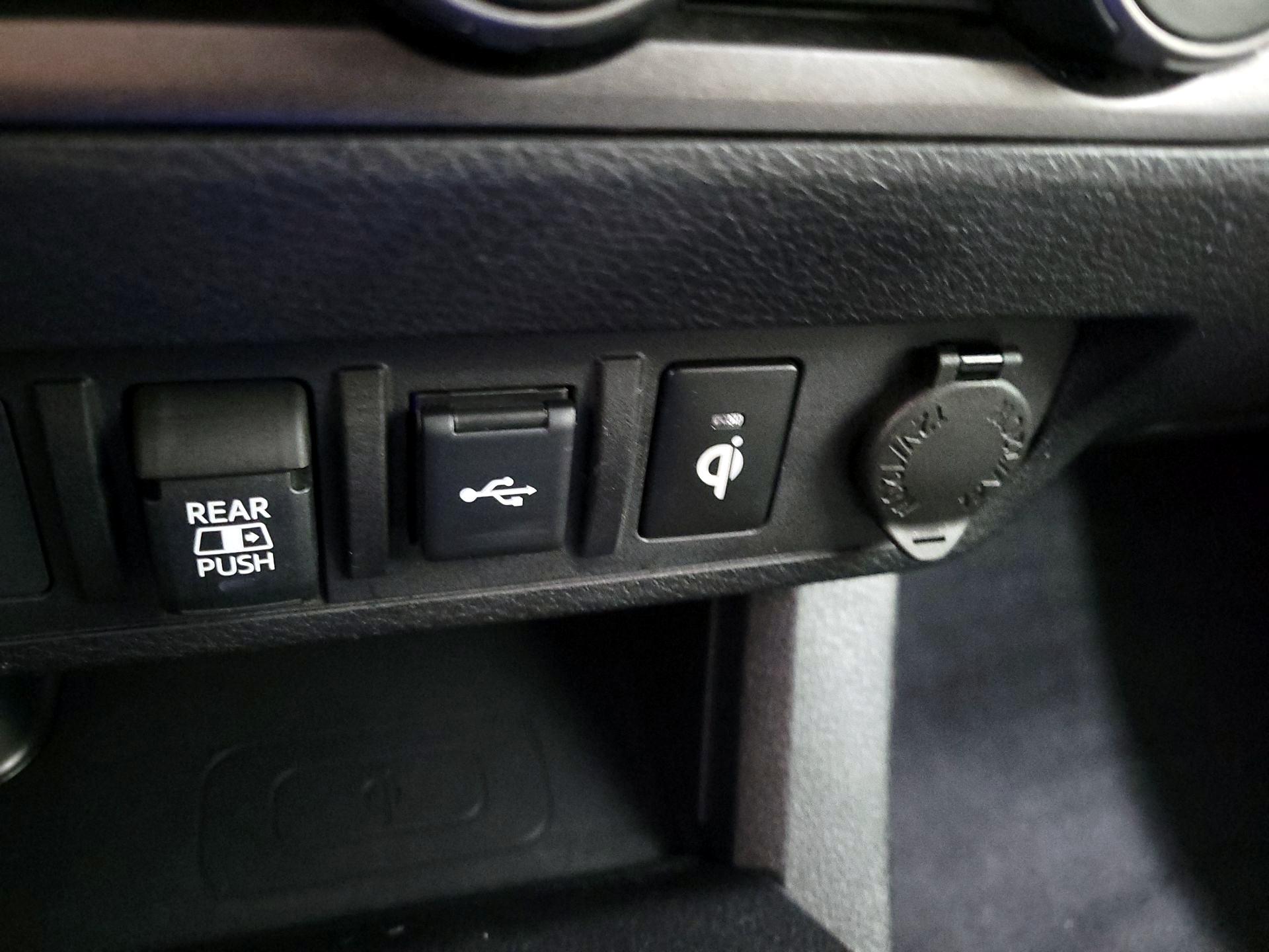 Thumbnail: 2023 Toyota Tacoma - 18